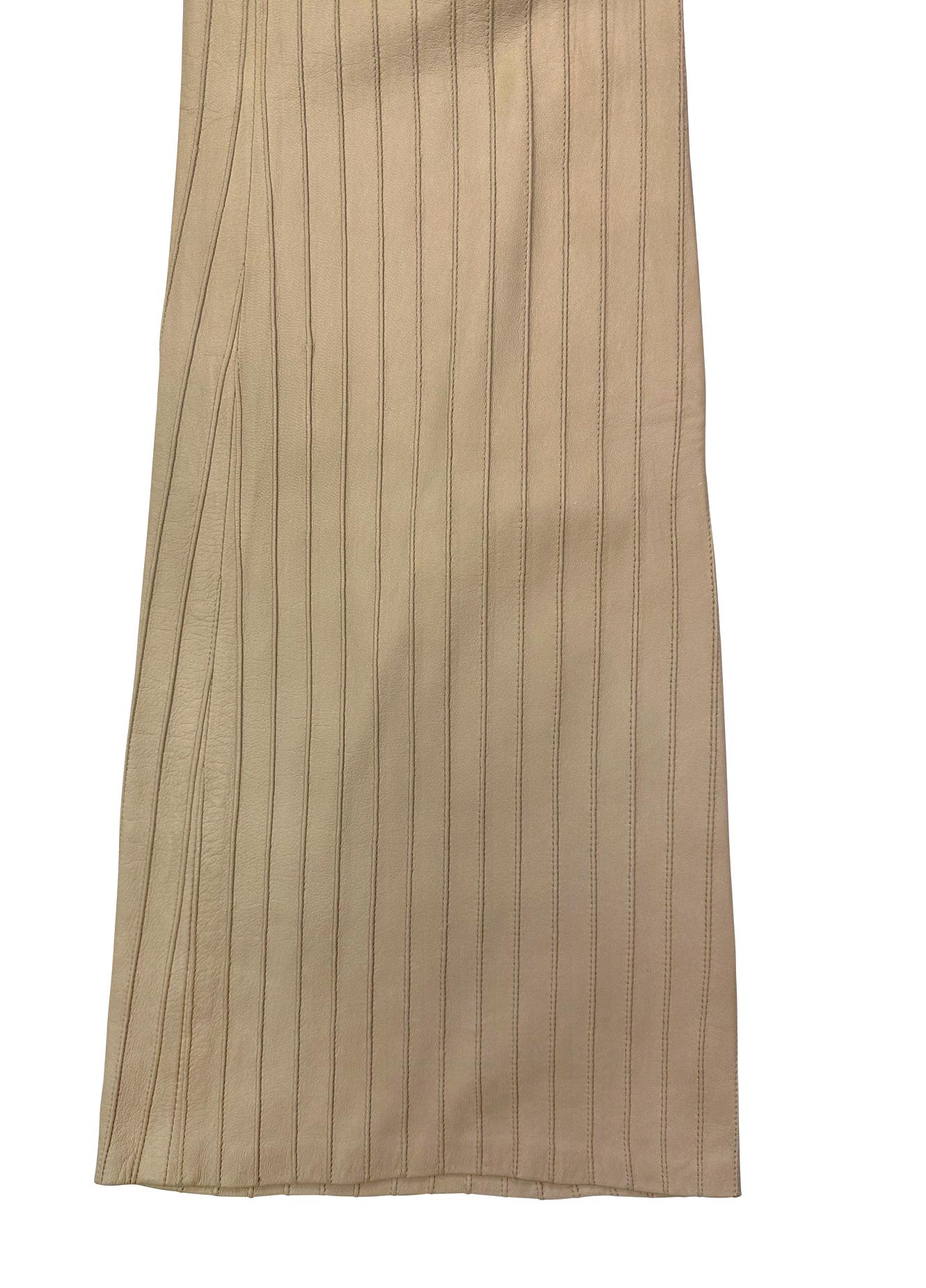 F/W 1999 Gucci by Tom Ford Runway Ad Beige Pintuck Leather Flared Pants For Sale 3