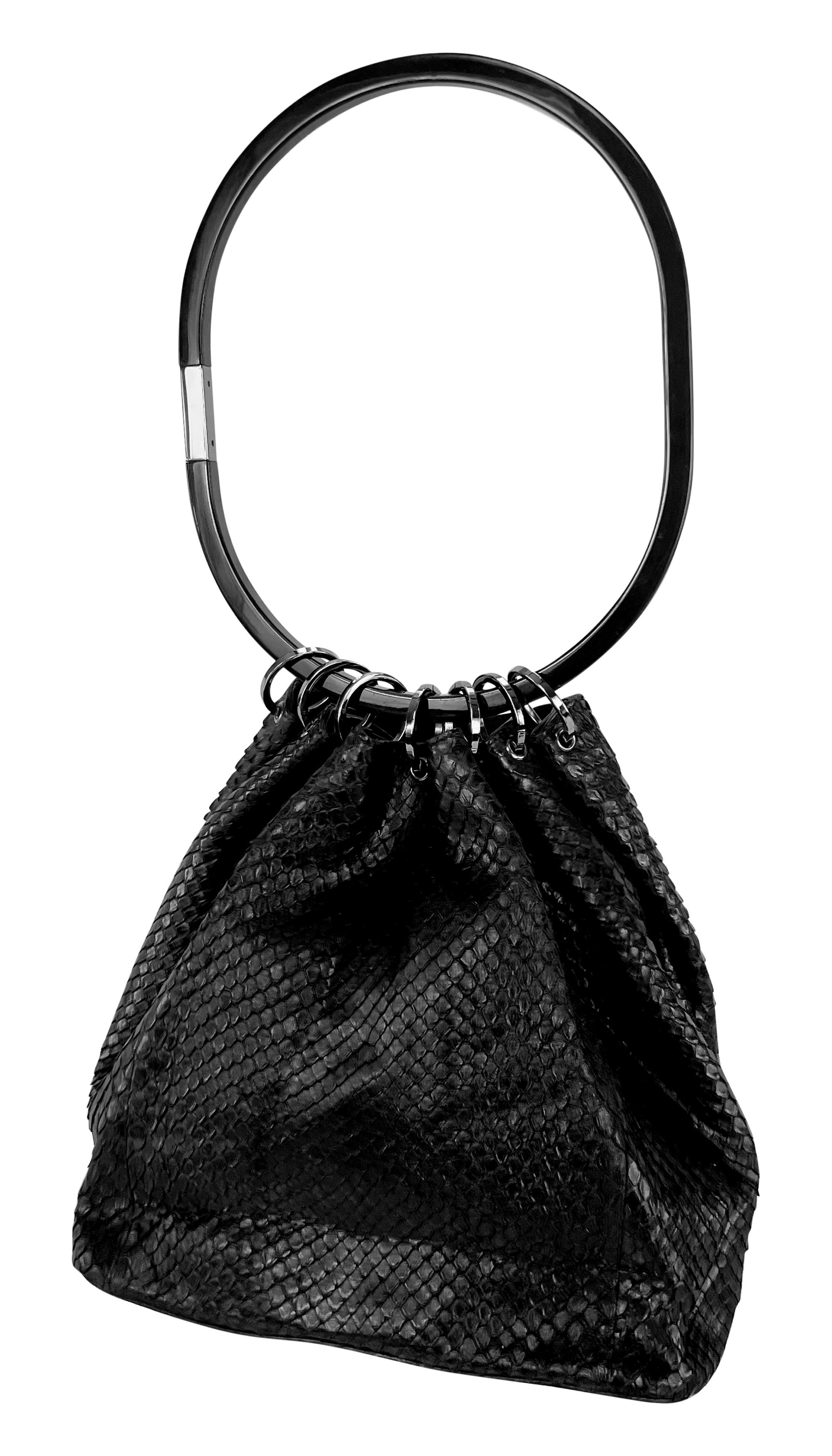F/W 1999 Gucci by Tom Ford Runway Black Genuine Python Acrylic Ring Shoulder Bag For Sale 1