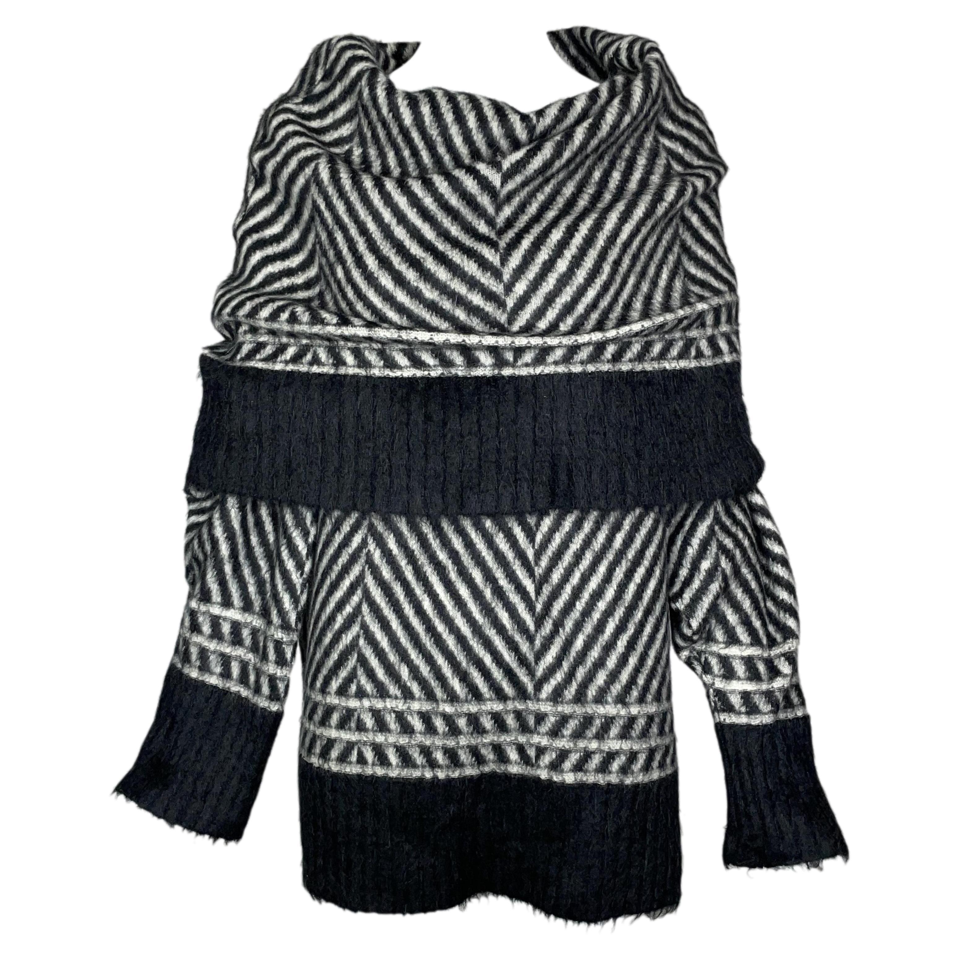 F/W 1999 John Galliano Black & White Aztec Print Sweater Tunic Mini Dress
