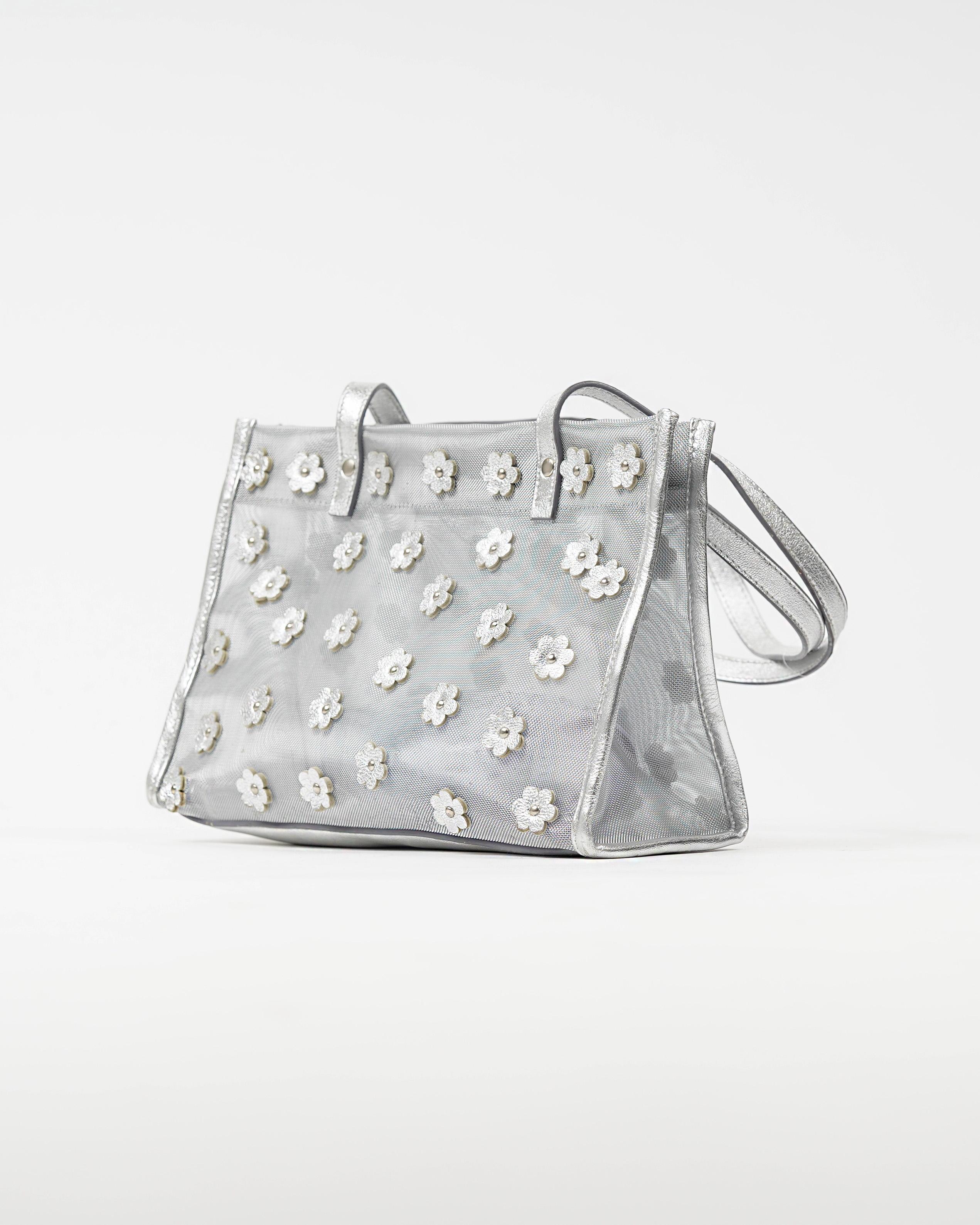 Argento A/I 1999 Miu Miu Borsa a tracolla in rete argentata con applicazioni floreali in vendita