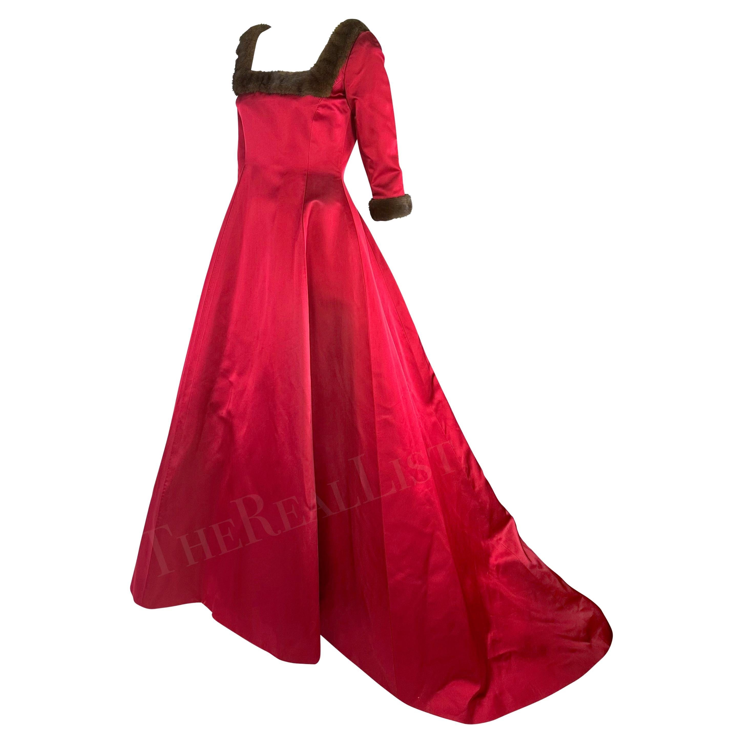 Women's F/W 1999 Oscar de la Renta Naomi Campbell Runway Red Silk Satin Regal Mink Gown For Sale