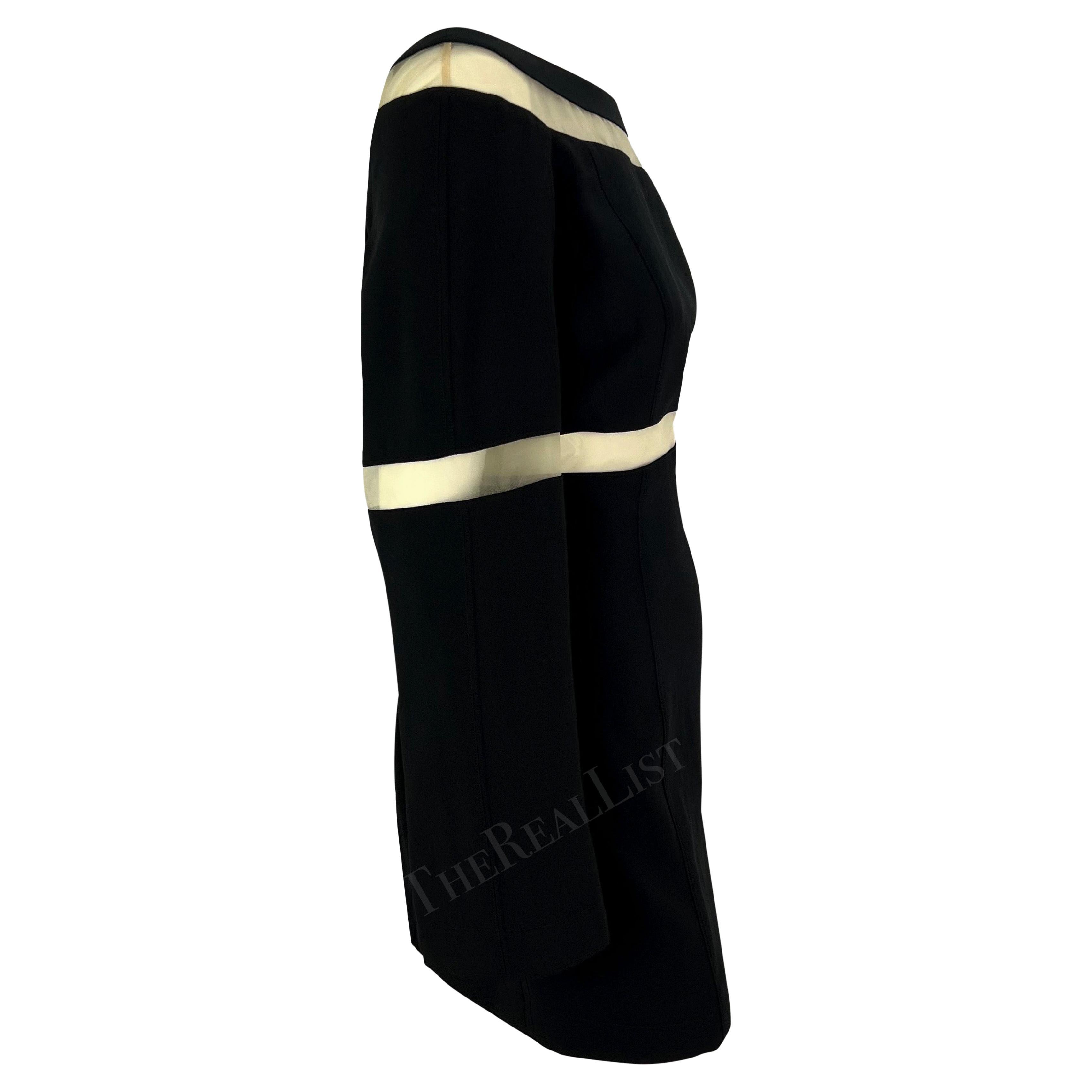 A/I 1999 Thierry Mugler - Piccolo mini abito nero con pannello a rete trasparente in vendita 2