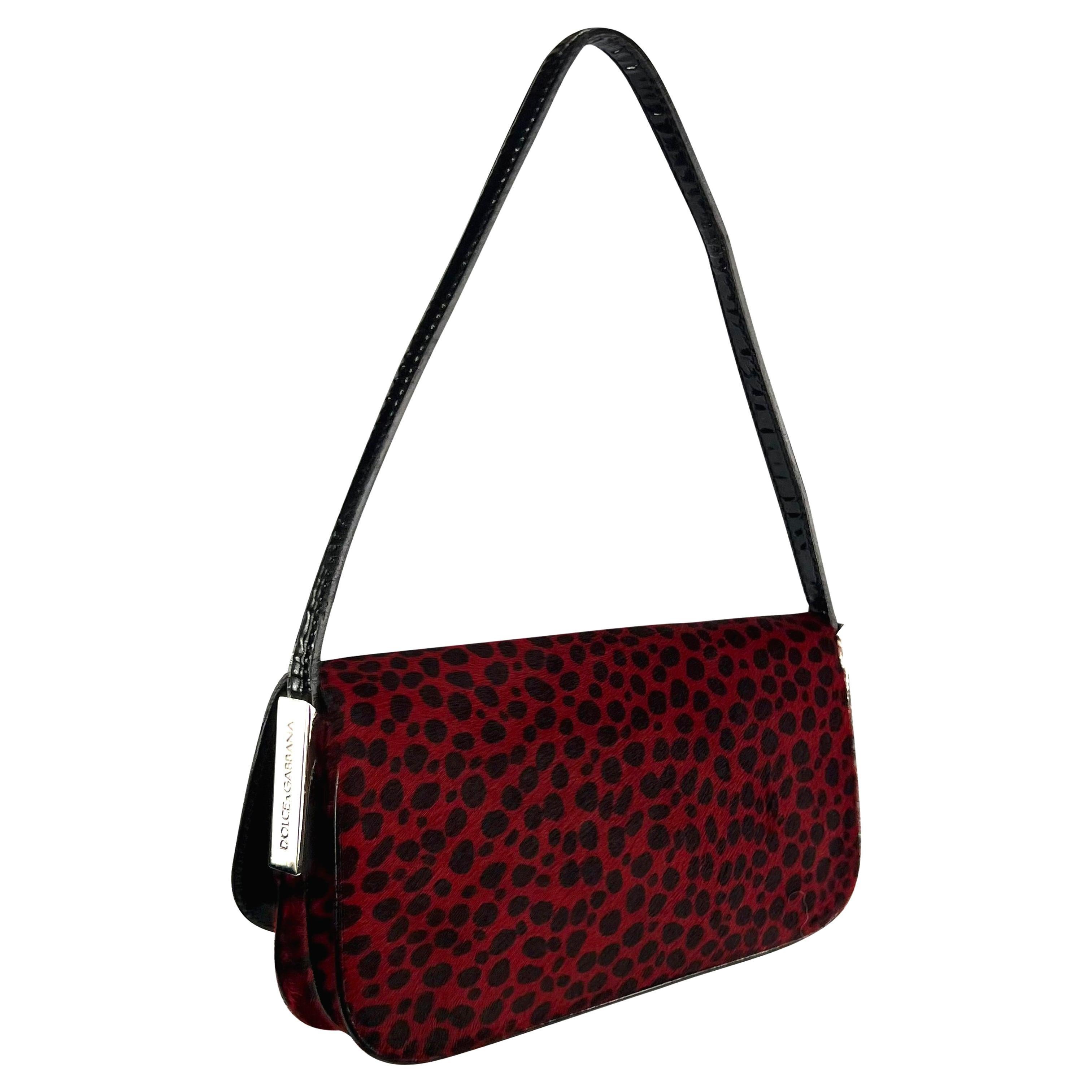 F/W 2000 Dolce & Gabbana Red Pony Hair Cheetah Print Flap Shoulder Bag In Excellent Condition For Sale In West Hollywood, CA