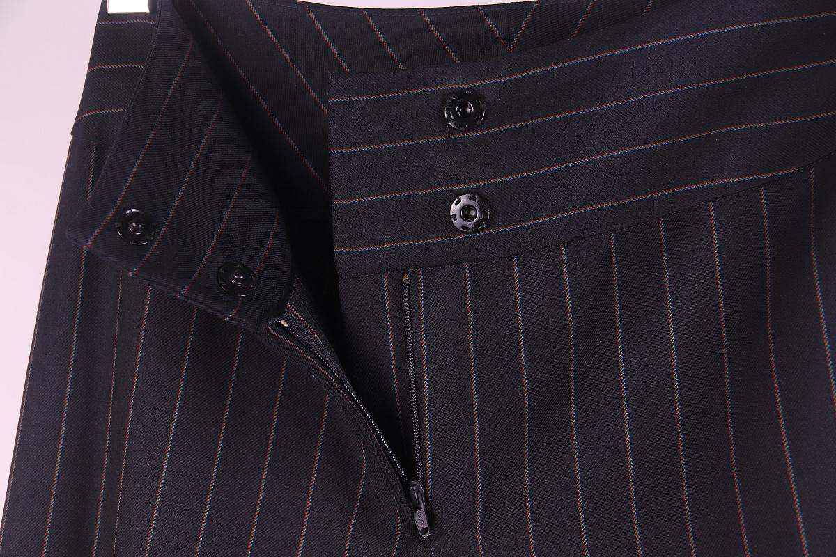 F/W 2000 Dolce & Gabbana Wool Pleated Trousers Vintage early 2000s For Sale 1