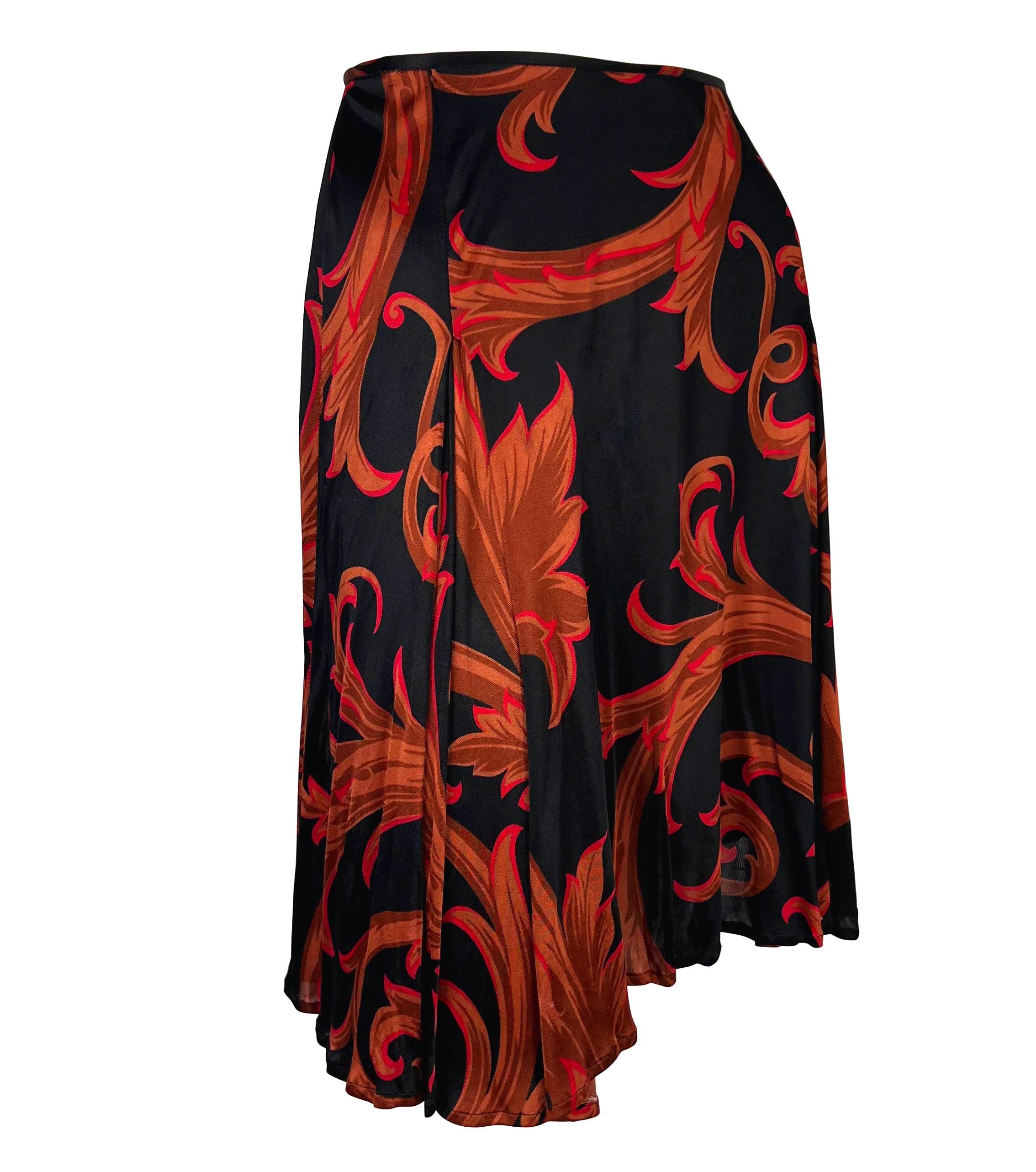 F/W 2000 Gianni Versace by Donatella Black Red Viscose Baroque Print Flare Skirt In Good Condition For Sale In West Hollywood, CA