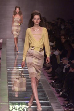 F/W 2000 Gianni Versace by Donatella Gold Ring Chain Black Patent Leather Bag