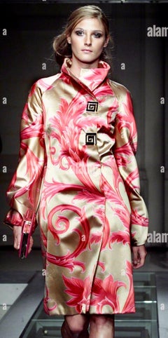 S/S 2001 Gianni Versace by Donatella Greek Key Logo Baroque Shoulder Bag