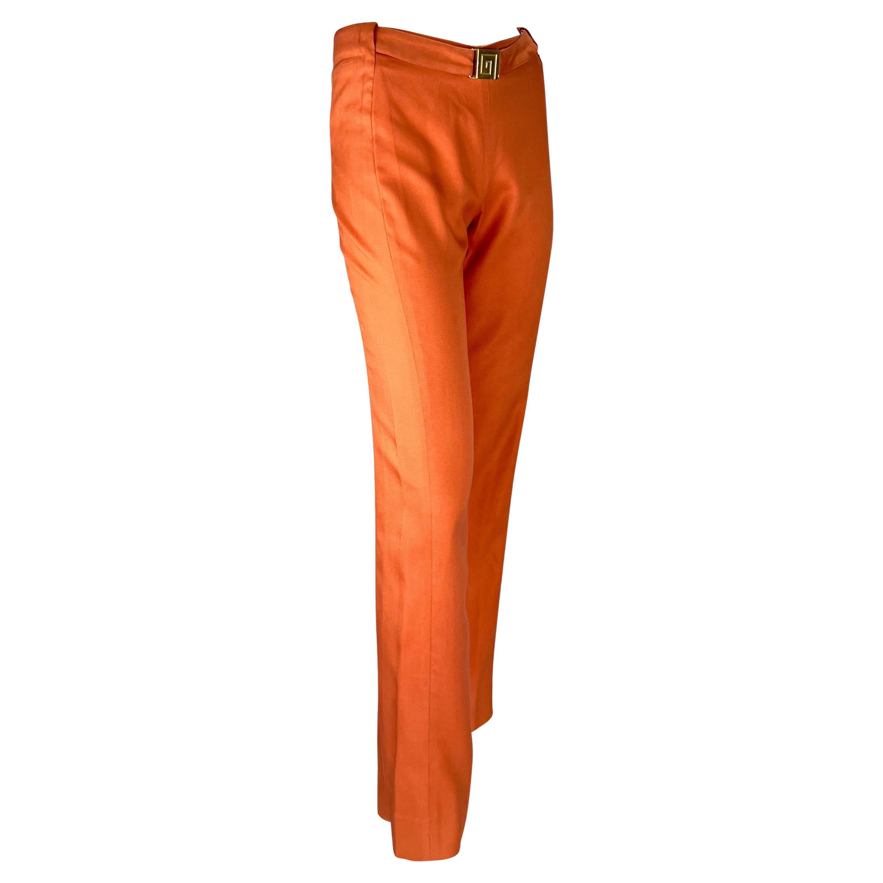 F/W 2000 Gianni Versace by Donatella Orange Silk Greek Key Buckle Belted Pants In Good Condition For Sale In West Hollywood, CA