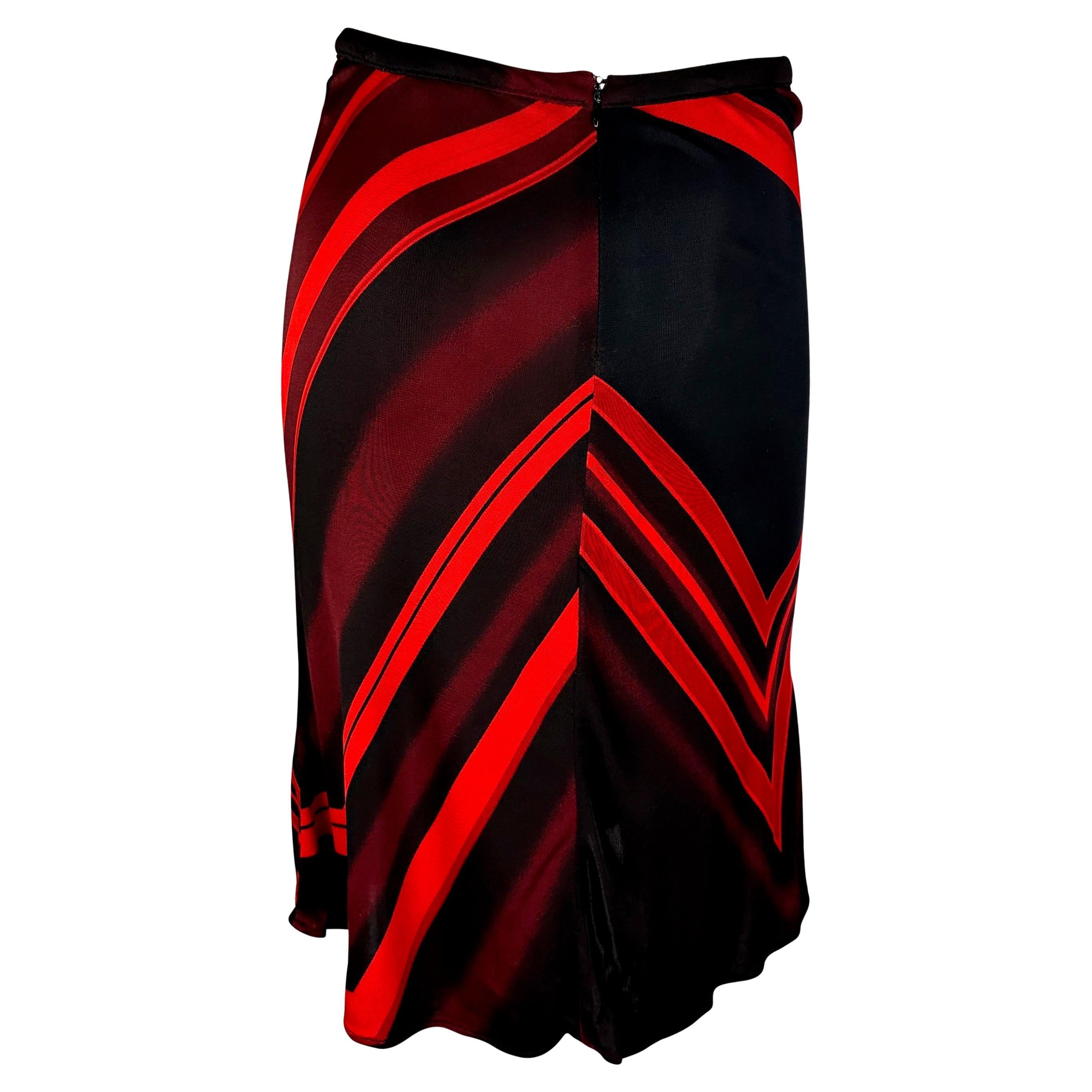 F/W 2000 Gianni Versace by Donatella Red Abstract Flare Viscose Skirt In Good Condition For Sale In West Hollywood, CA