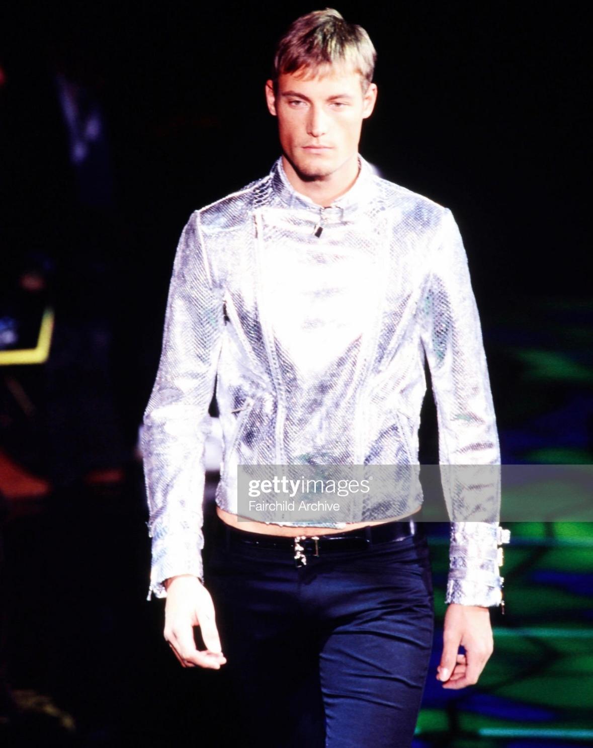 F/W 2000 Gianni Versace by Donatella Runway Silver Python Men's Moto Jacket  For Sale 1