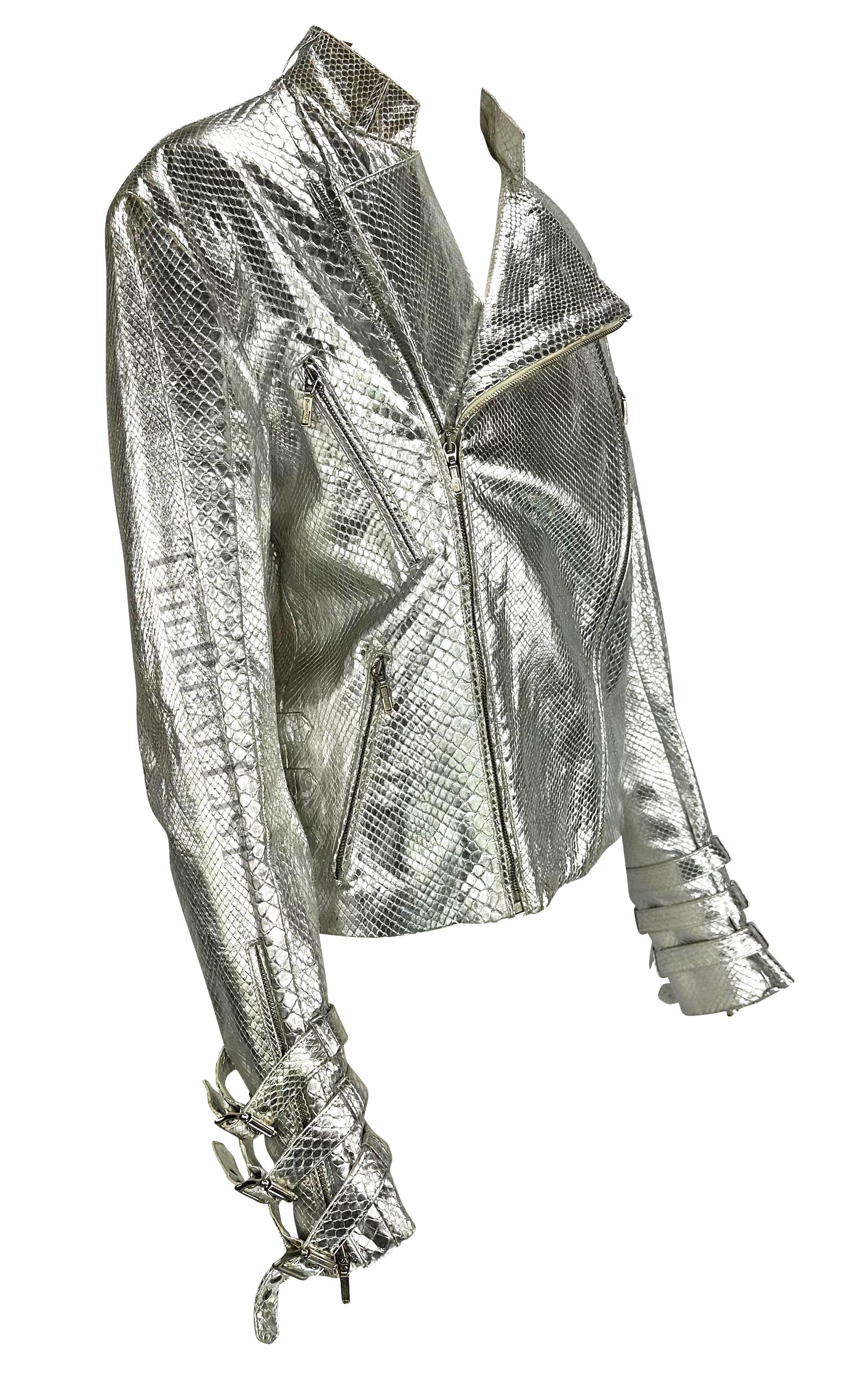 F/W 2000 Gianni Versace by Donatella Runway Silver Python Men's Moto Jacket  For Sale 2