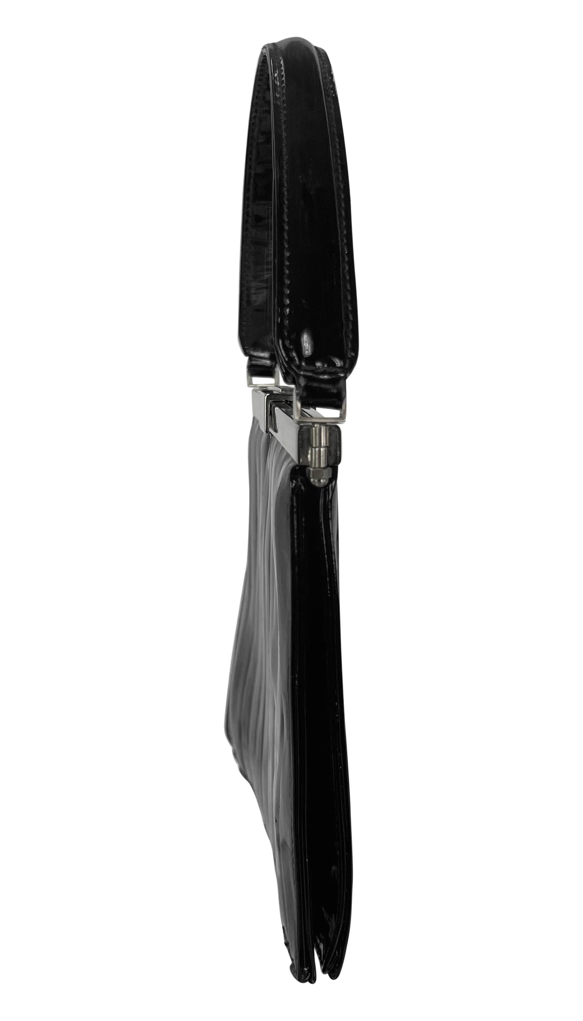 F/W 2000 Giorgio Armani Ad Black Patent Leather Scallop Panel Frame Mini Bag For Sale 4