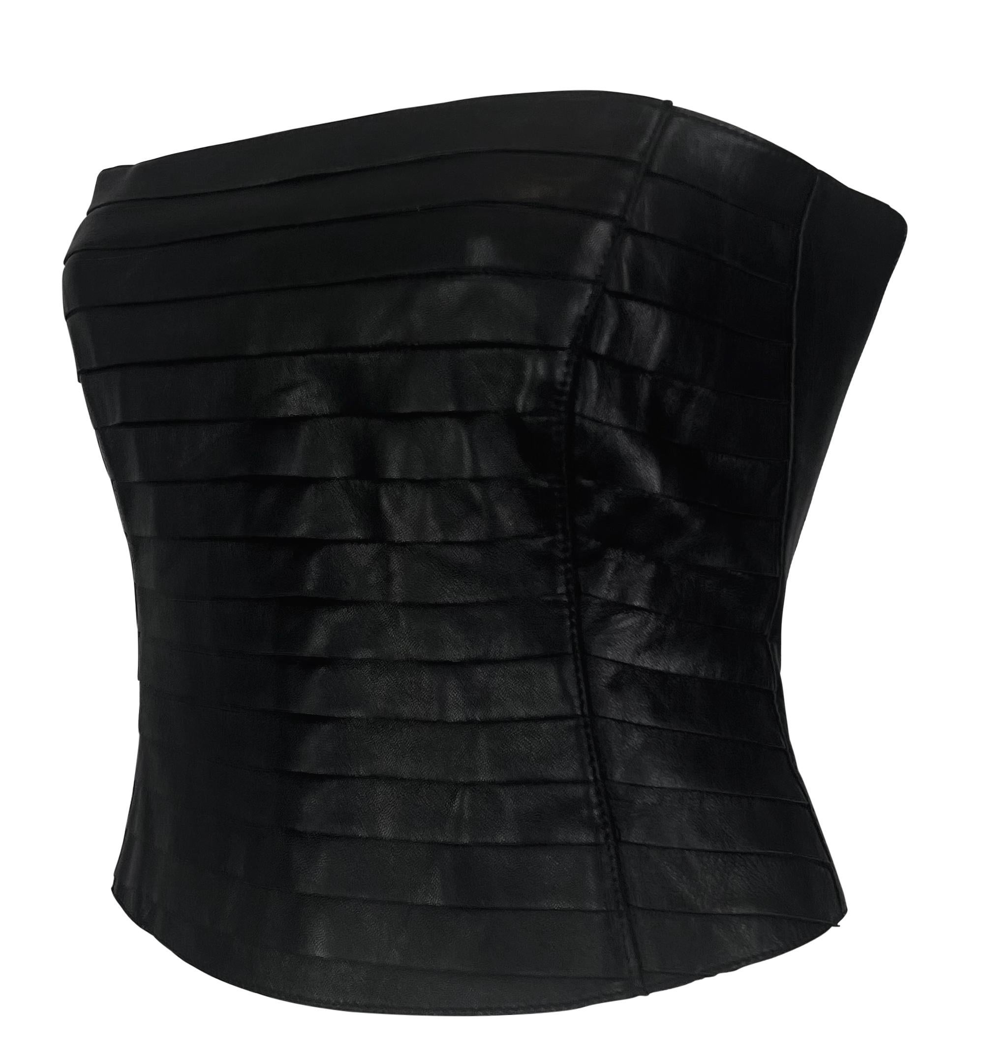 F/W 2000 Giorgio Armani Black Leather Strip Strapless Bustier Crop Top In Excellent Condition For Sale In West Hollywood, CA