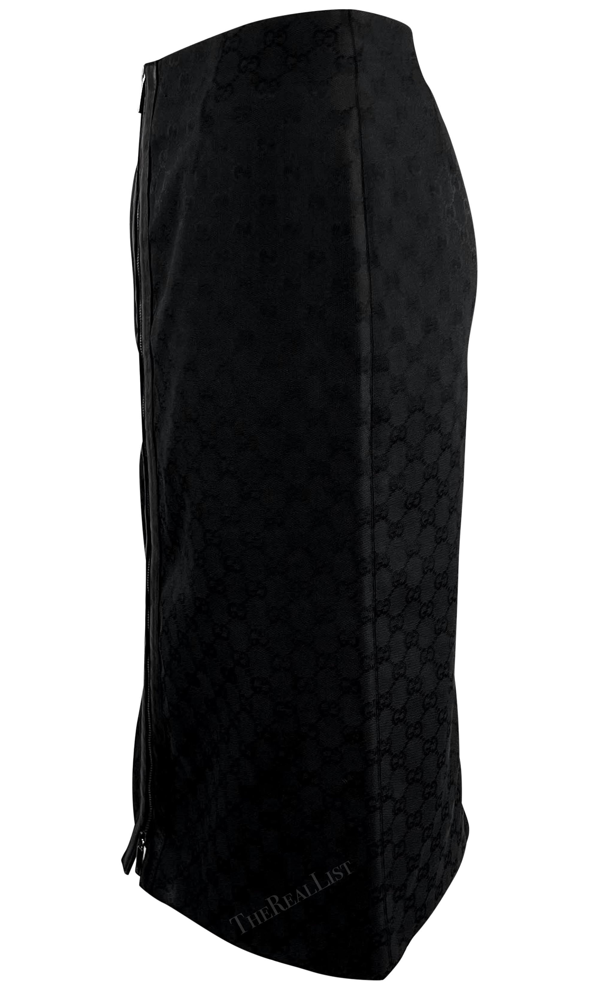 Women's F/W 2000 Gucci by Tom Ford Black GG Monogram Zipper Pencil Skirt For Sale