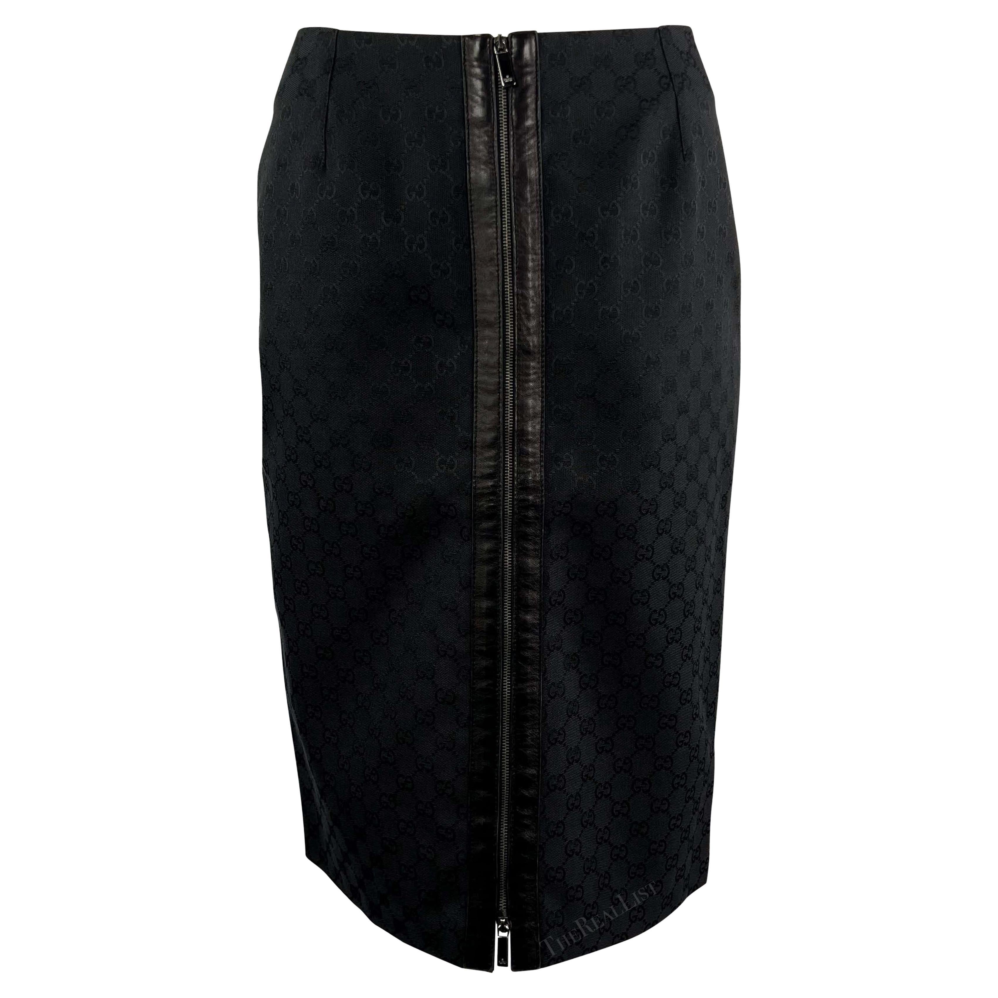 F/W 2000 Gucci by Tom Ford Black GG Monogram Zipper Pencil Skirt For Sale