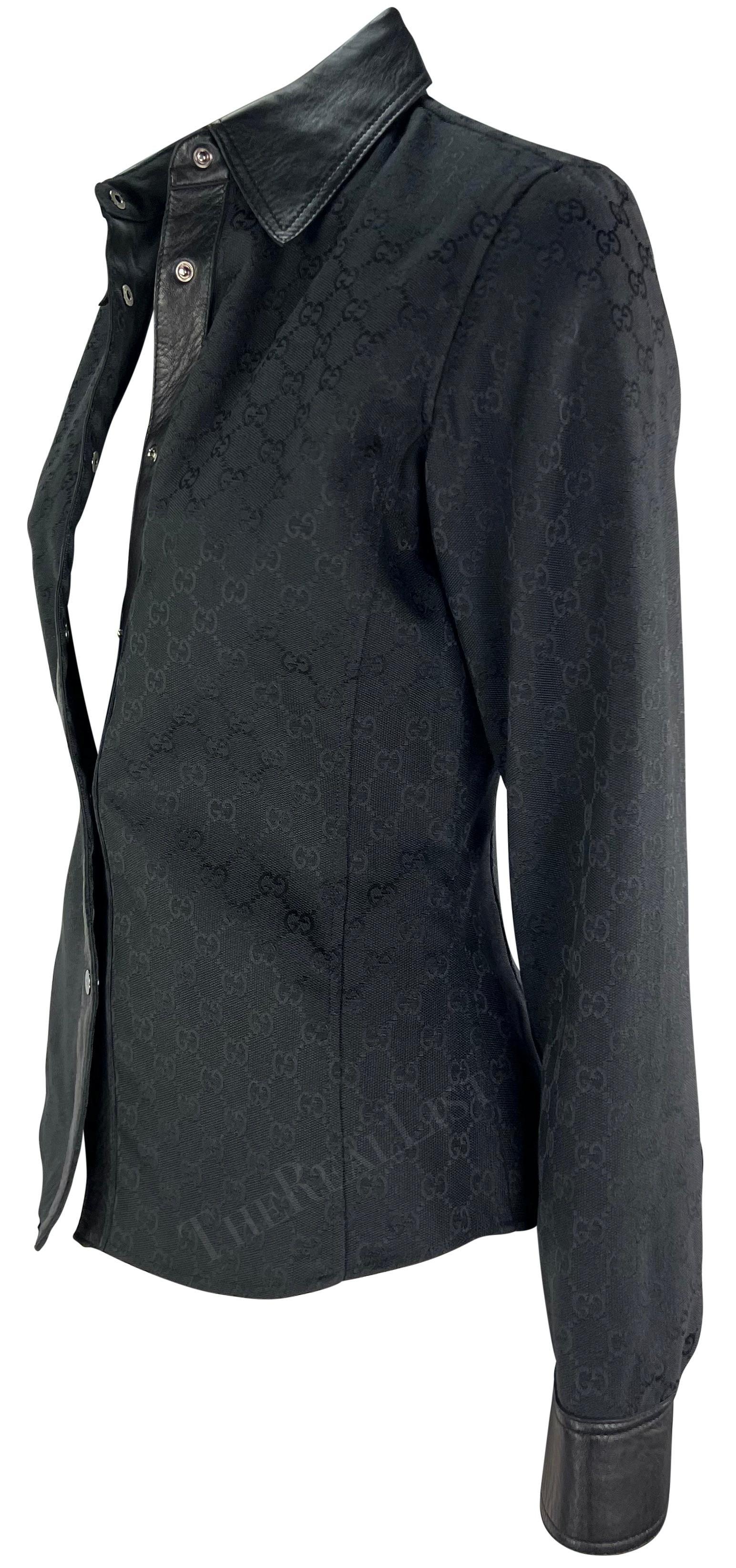 Nero A/I 2000 Gucci by Tom Ford, camicia con colletto a scatto con finiture in pelle e Monogram GG nero in vendita