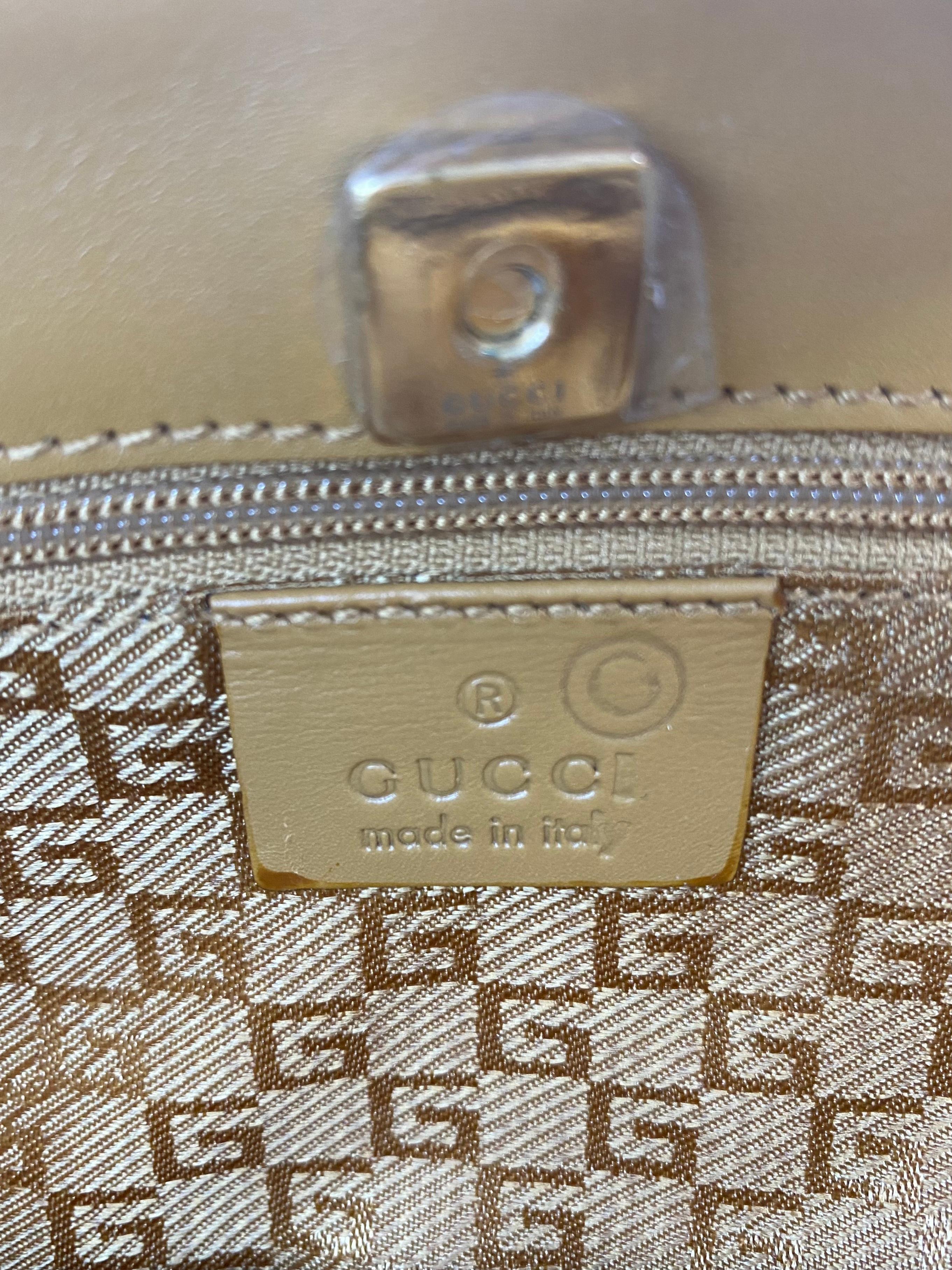 A/I 2000 Gucci by Tom Ford Borsa a tracolla Dionysus Tiger in pelle scamosciata rosa In condizioni buone in vendita a West Hollywood, CA