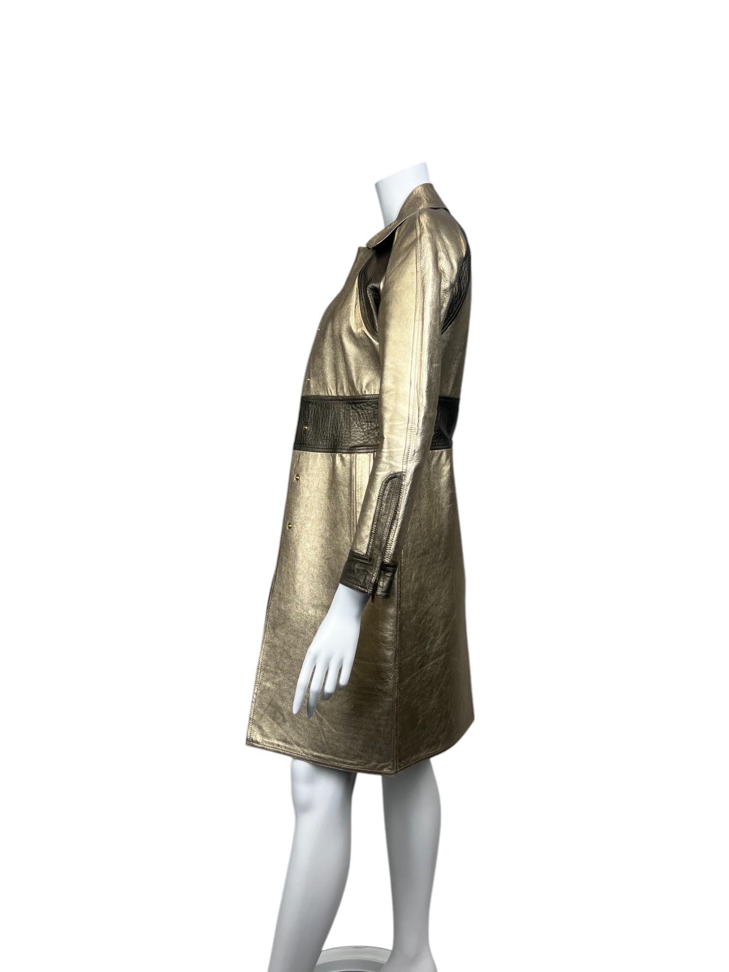 Gray F/W 2000 Gucci by Tom Ford Runway Ad Two-Tone Gold Metallic Leather Coat Sz: 38 For Sale