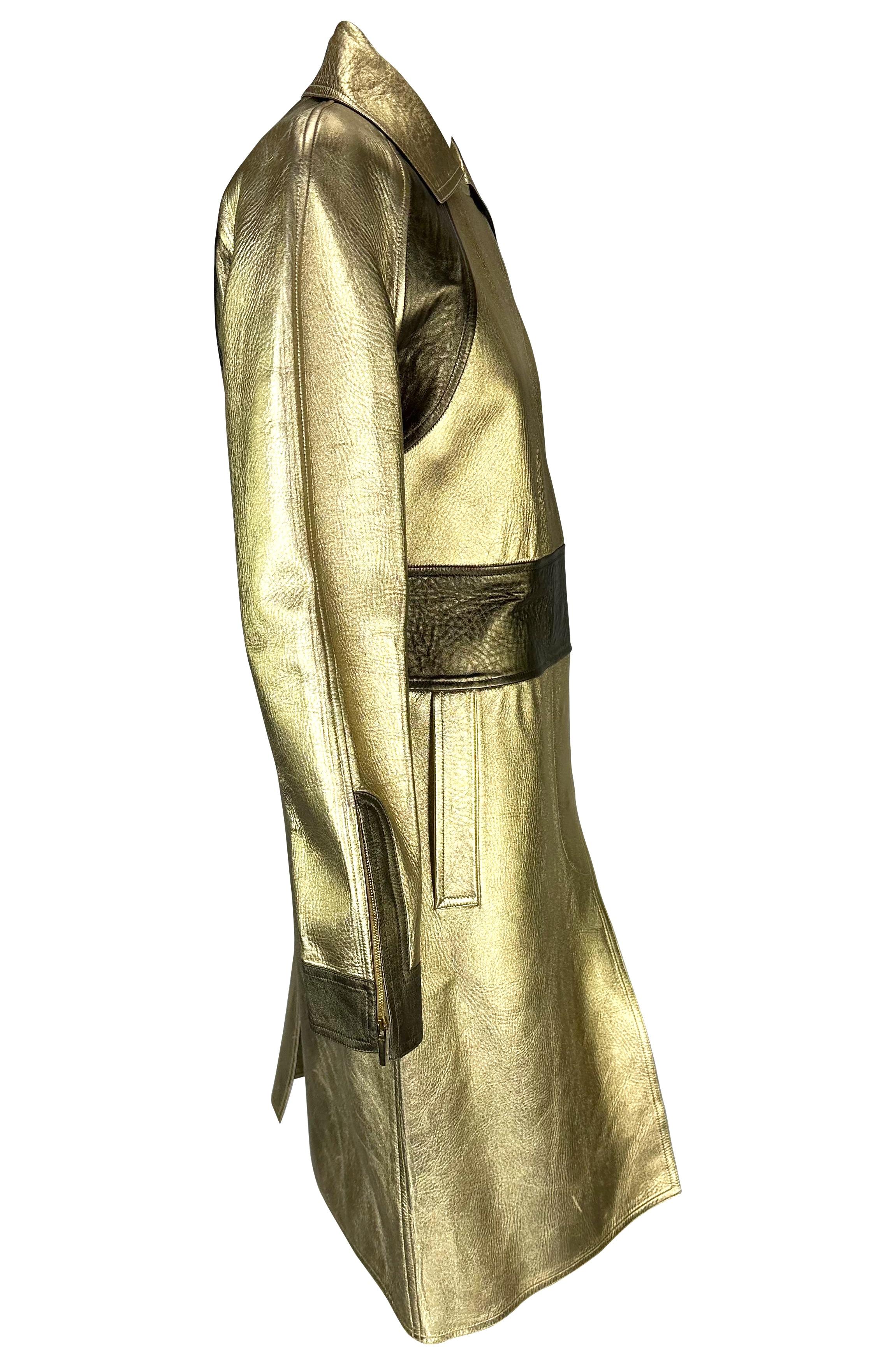 Women's F/W 2000 Gucci by Tom Ford Runway Ad Two-Tone Gold Metallic Leather Coat