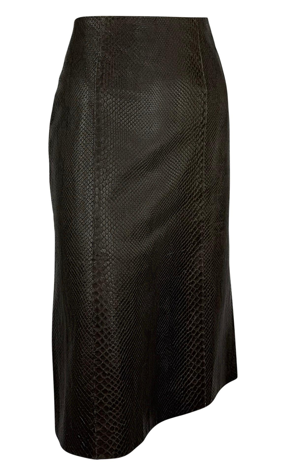F/W 2000 Calvin Klein Genuine Python Chocolate Brown Leather Midi Skirt For Sale 3