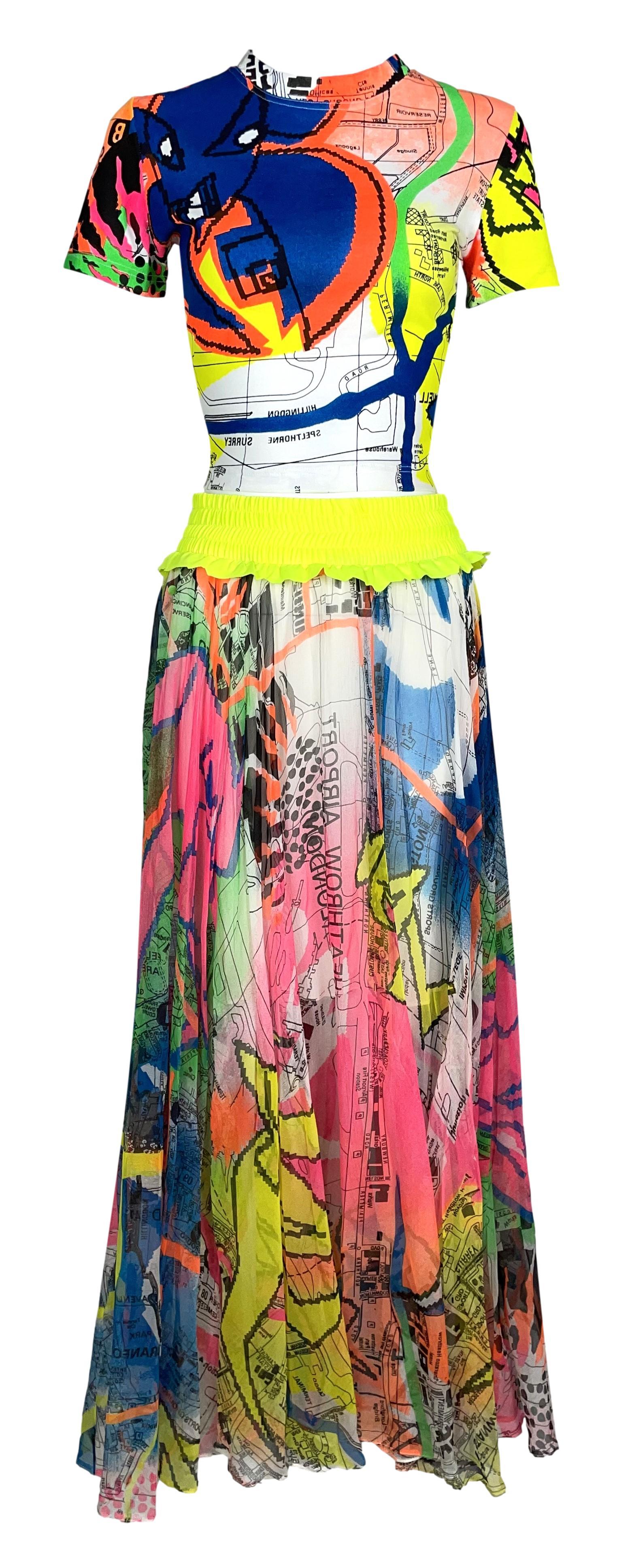 F/W 2001 Christian Dior by John Galliano Neon Graffiti Crop Top & Maxi Skirt Set In Excellent Condition For Sale In Yukon, OK
