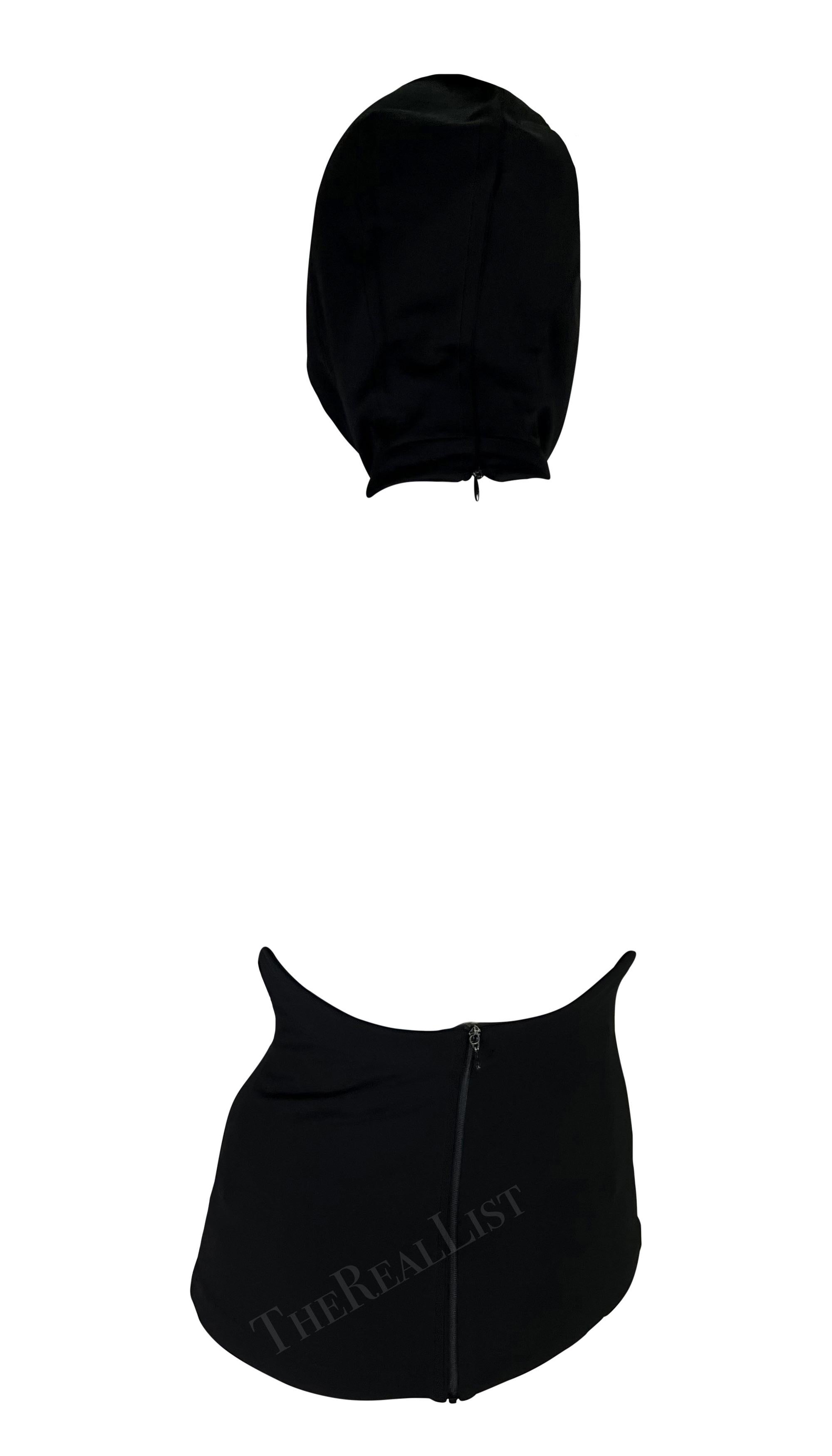 F/W 2001 Dolce & Gabbana Black Hooded Logo Buckle Sleeveless Halter Top For Sale 2