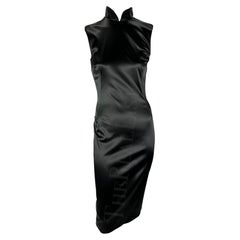 A/I 2001 Dolce & Gabbana - Vestito Bodycon con colletto in piedi in raso nero e disossato