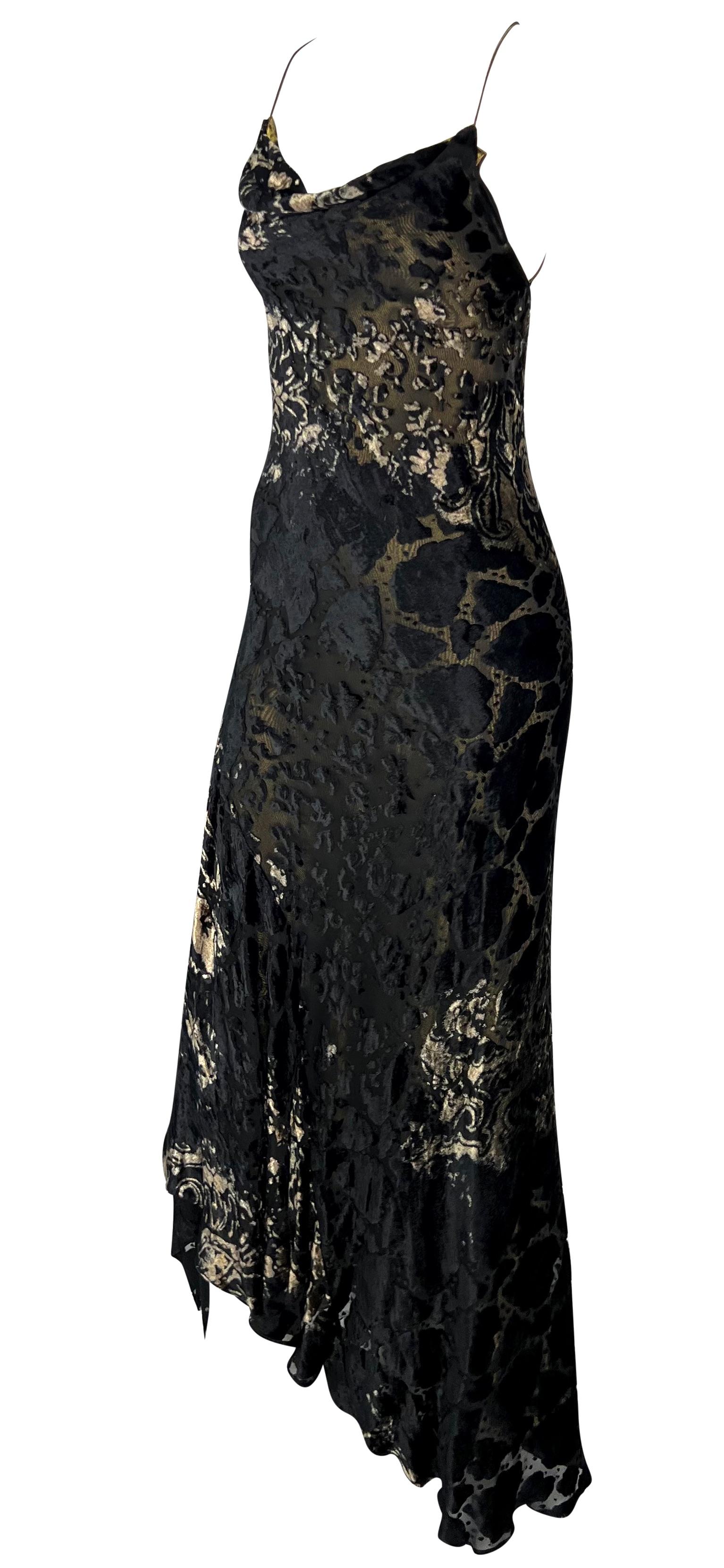 F/W 2001 Donna Karan Runway Gold Lamé Velvet Devoré Overlay Backless Gown  For Sale 1