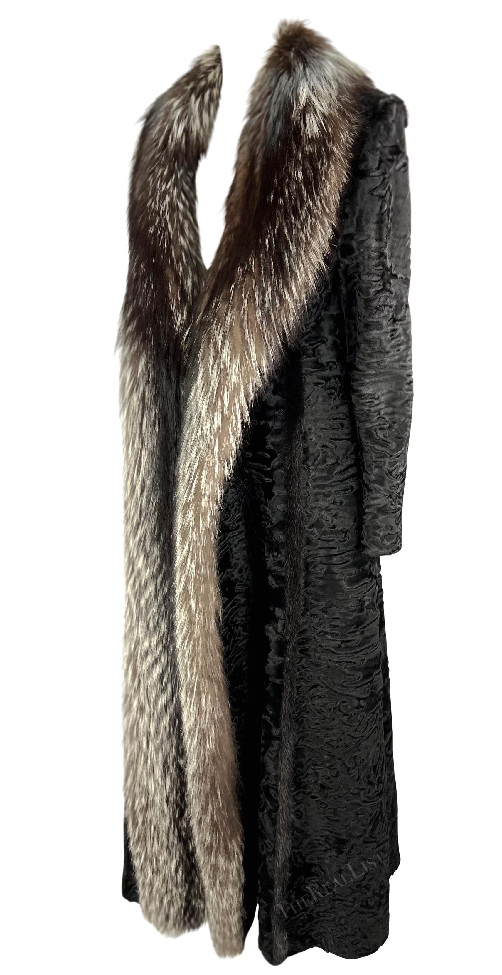 F/W 2001 Gianni Versace by Donatella Black Astrakhan Silver Fox Mink Fur Coat In Good Condition For Sale In West Hollywood, CA