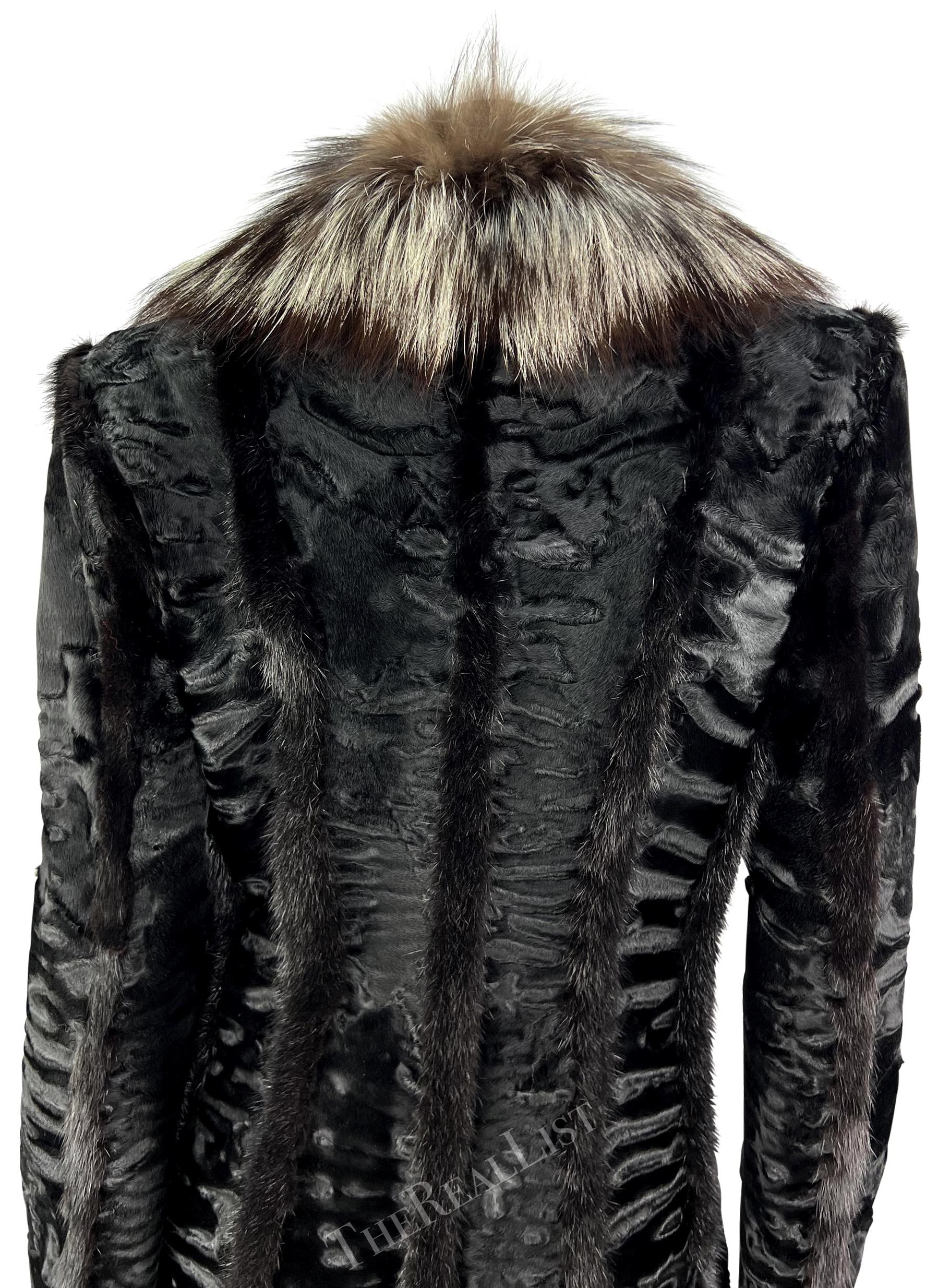 F/W 2001 Gianni Versace by Donatella Black Astrakhan Silver Fox Mink Fur Coat For Sale 3