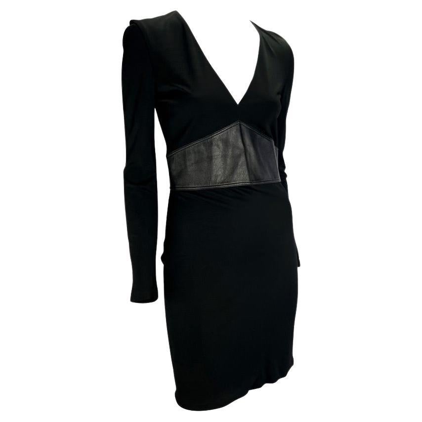 F/W 2001 Gianni Versace by Donatella Black Leather Waist V-Neck Dress In Excellent Condition For Sale In West Hollywood, CA