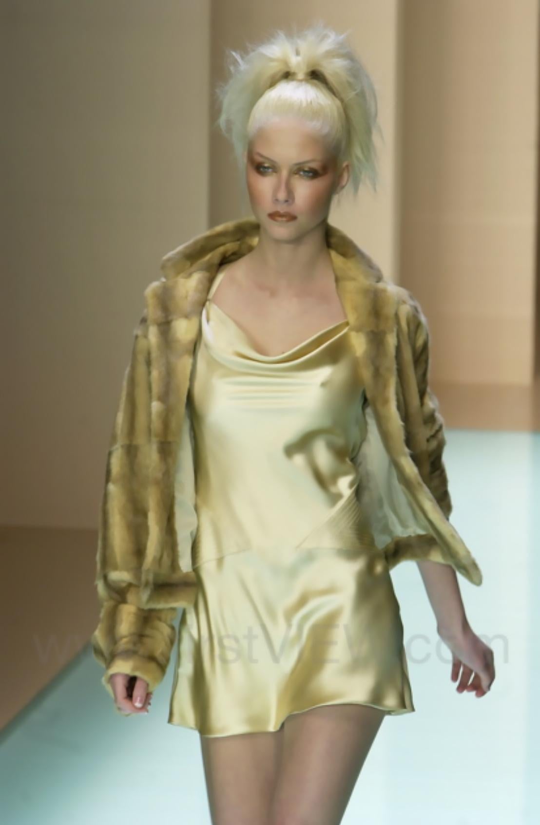 F/W 2001 Gianni Versace by Donatella Champagne Satin Backless Cowl Mini Dress In Good Condition In West Hollywood, CA