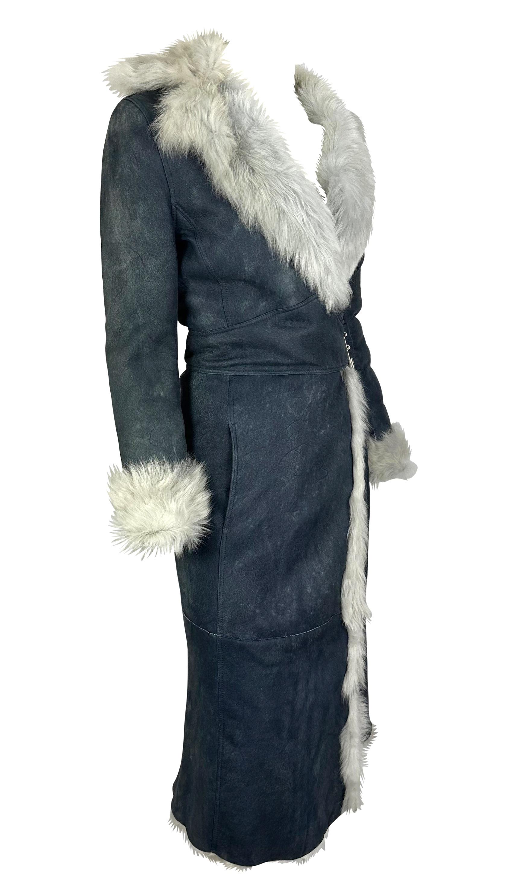F/W 2001 Gianni Versace by Donatella Runway Navy Shearling Trench Coat  For Sale 3