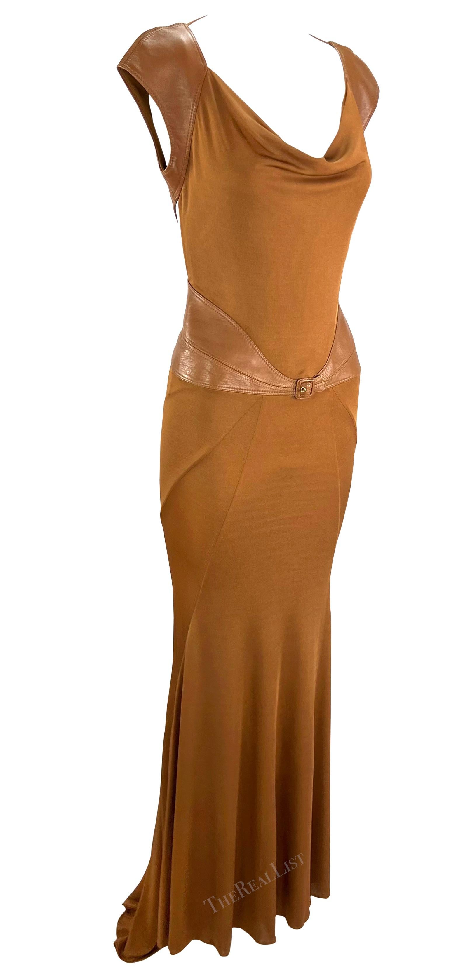 F/W 2001 Gianni Versace by Donatella Runway Saddle Brown Leather Backless Gown For Sale 10