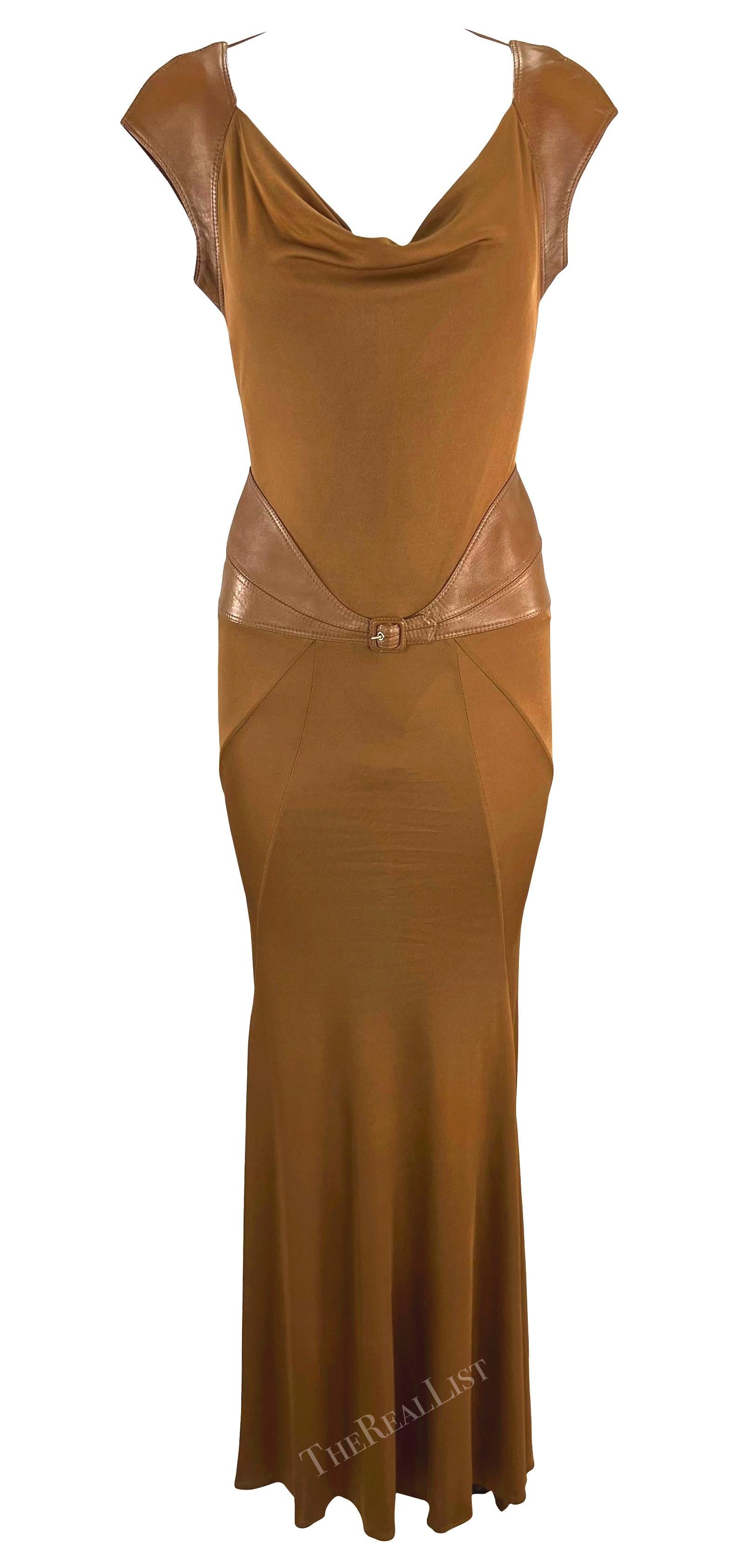 Women's F/W 2001 Gianni Versace by Donatella Runway Saddle Brown Leather Backless Gown For Sale