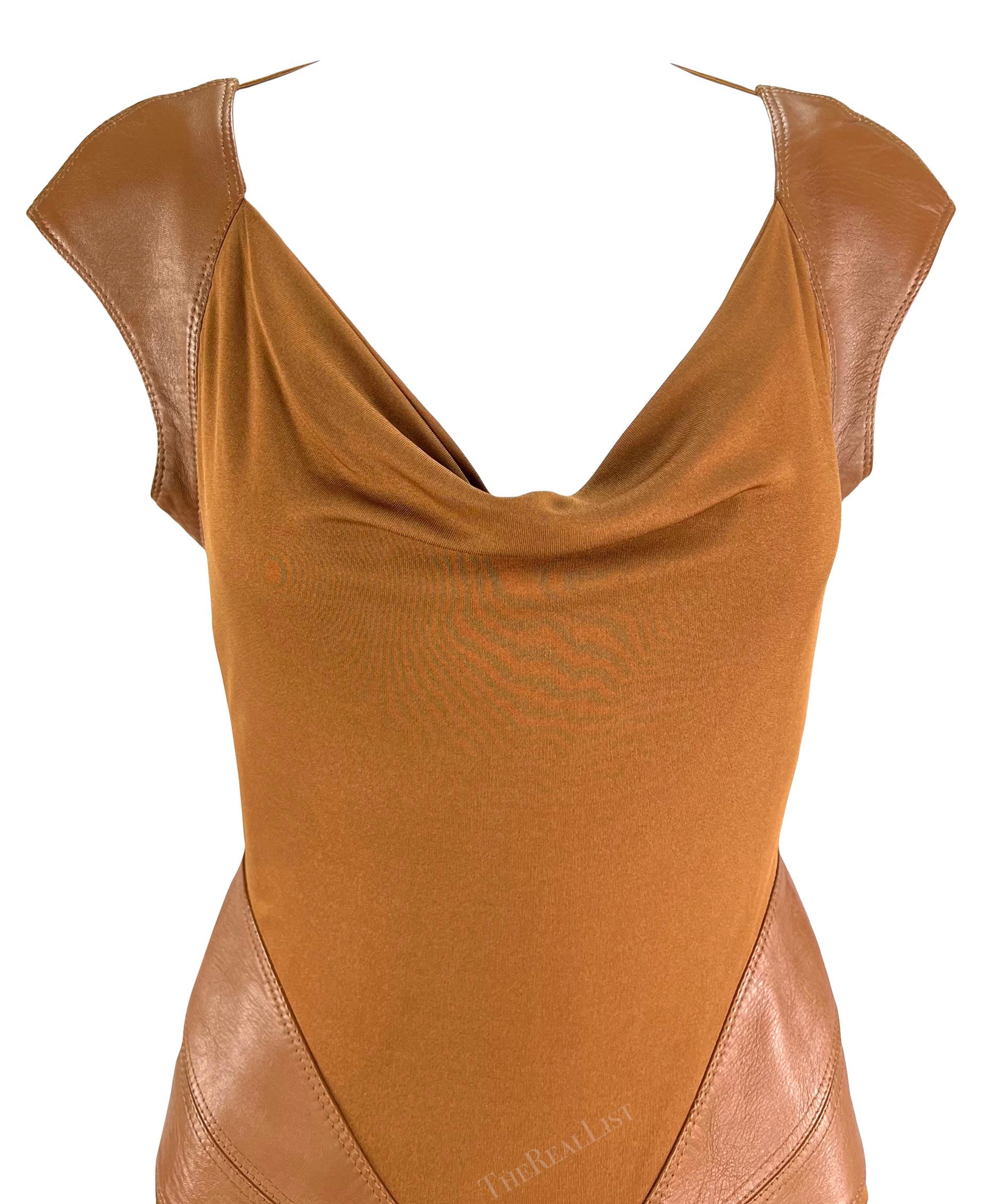 F/W 2001 Gianni Versace by Donatella Runway Saddle Brown Leather Backless Gown For Sale 3