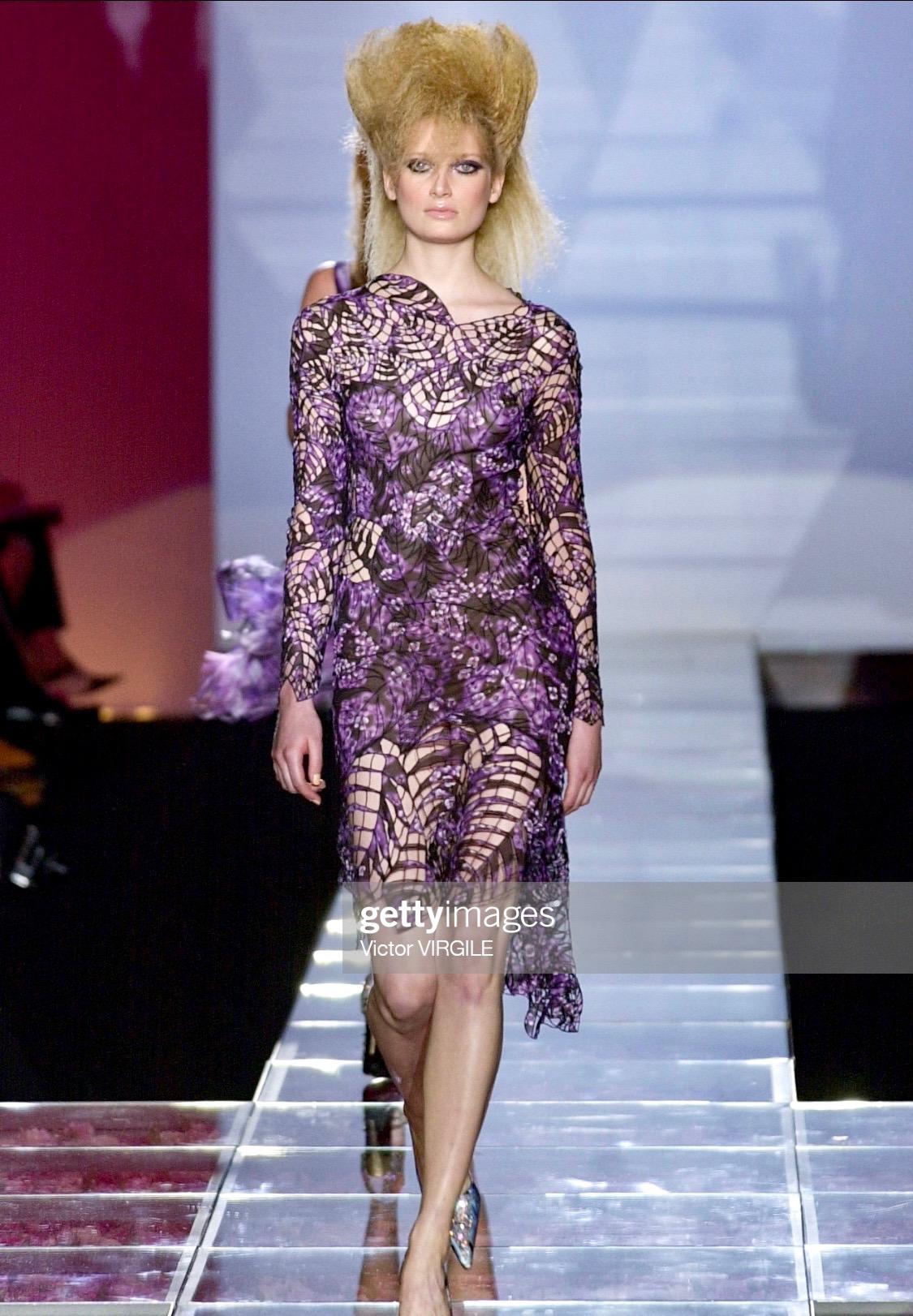 F/W 2001 Gianni Versace by Donatella Serena Williams Cut-Out Purple Poppy Gown For Sale 1