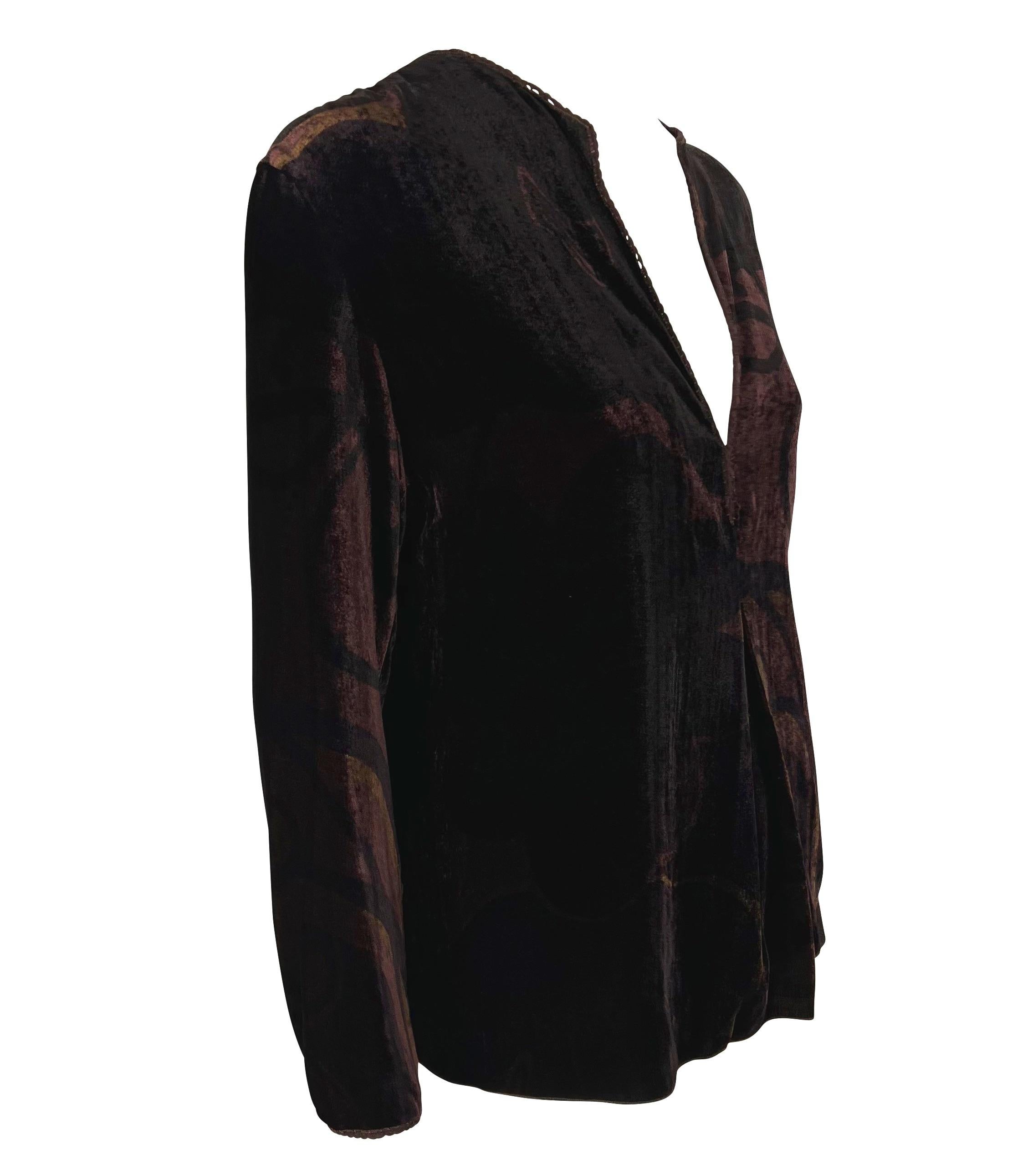 F/W 2001 Gucci by Tom Ford Brown Velvet Logo Print Plunging Tunic Top For Sale 1
