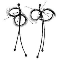 Boucles d'oreilles pendantes en plumes perlées noires Gucci by Tom Ford Runway Ad F/W 2001