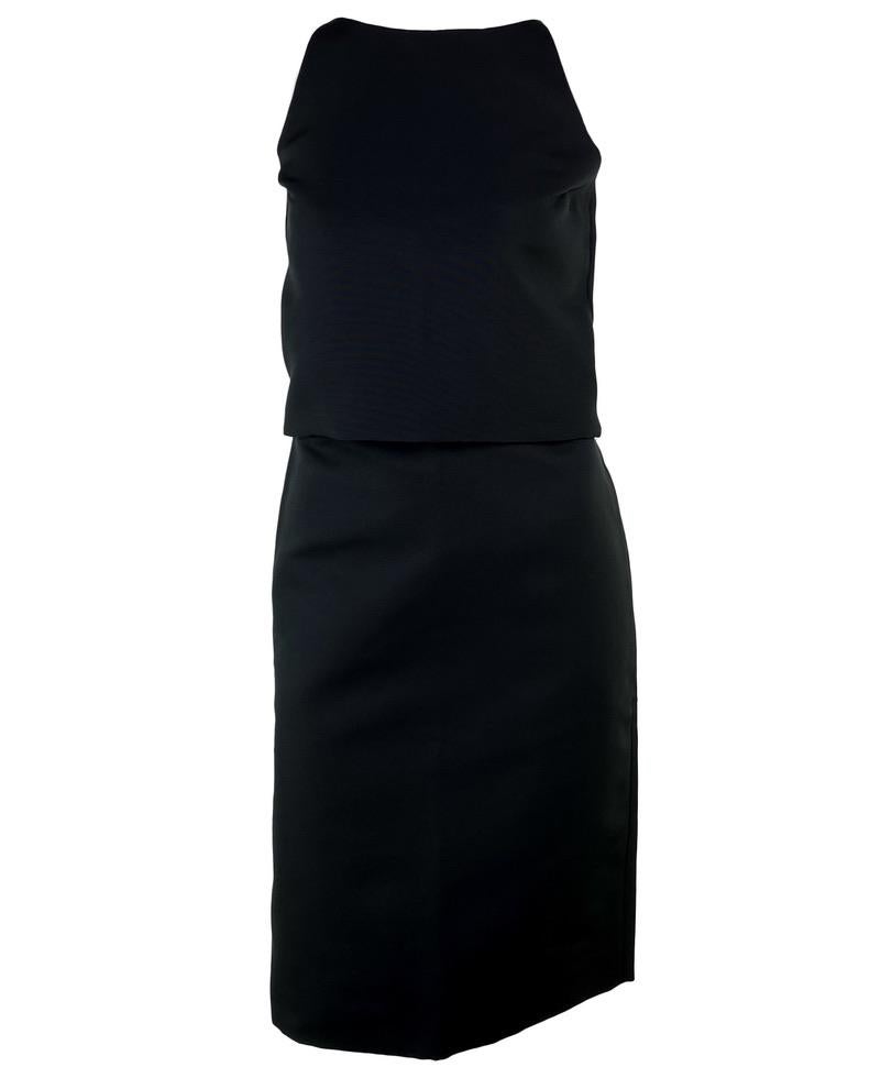 F/W 2001 Gucci by Tom Ford Runway Black Silk Triangle Cutout Black Skirt Set For Sale 2
