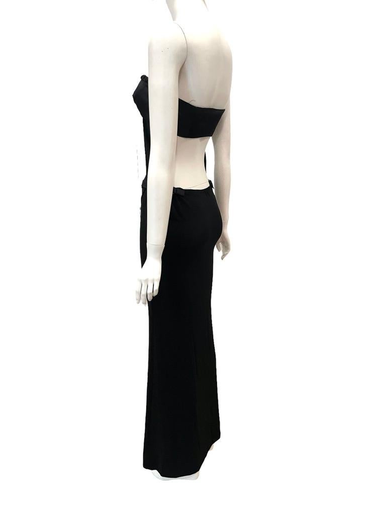 F/W 2001 Gucci Tom Ford Black Cut-Out Back Strapless Long Dress
 Condition: Excellent
Viscose-Spandex-Silk
Made in Italy
Bust 32