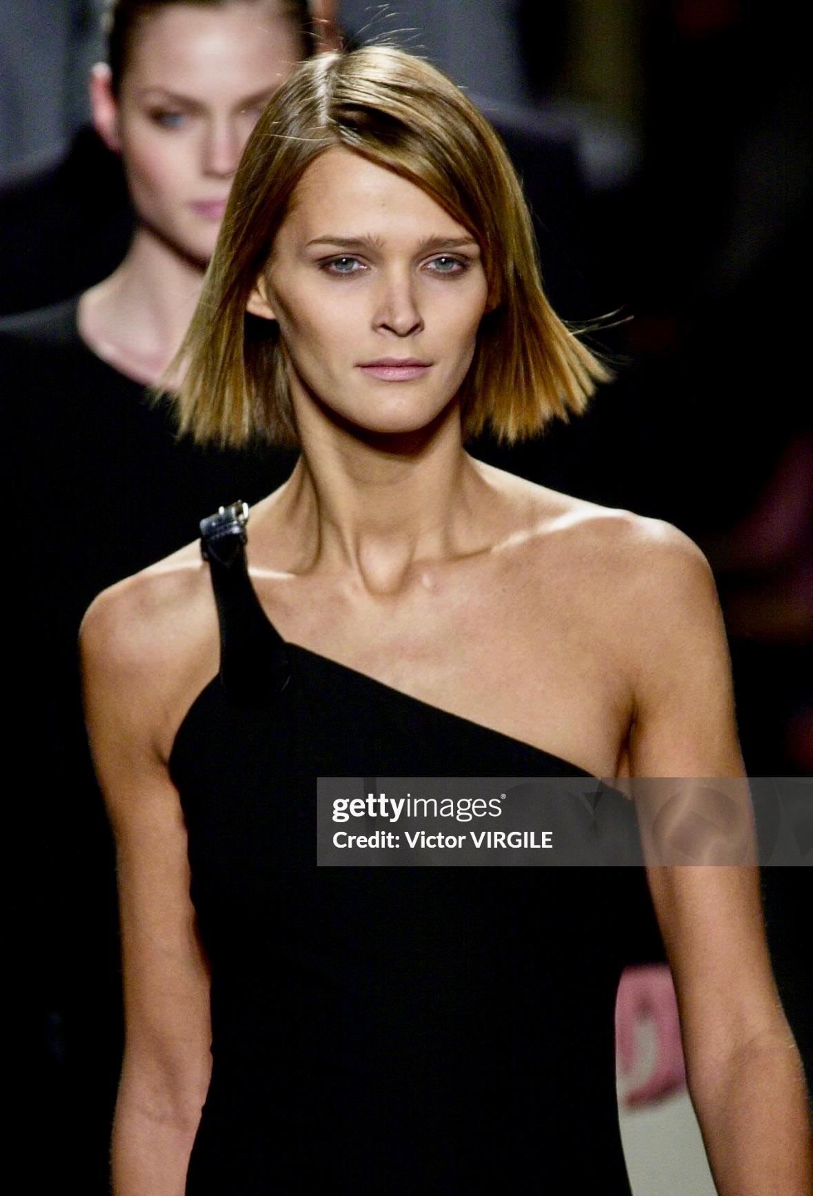 F/W 2001 Michael Kors Runway Black Leather Asymmetric Strap Bodycon Sample Gown For Sale 1