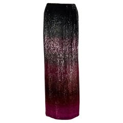 F/W 2001 Oscar De La Renta Falda larga de lentejuelas ombré sobre la pasarela