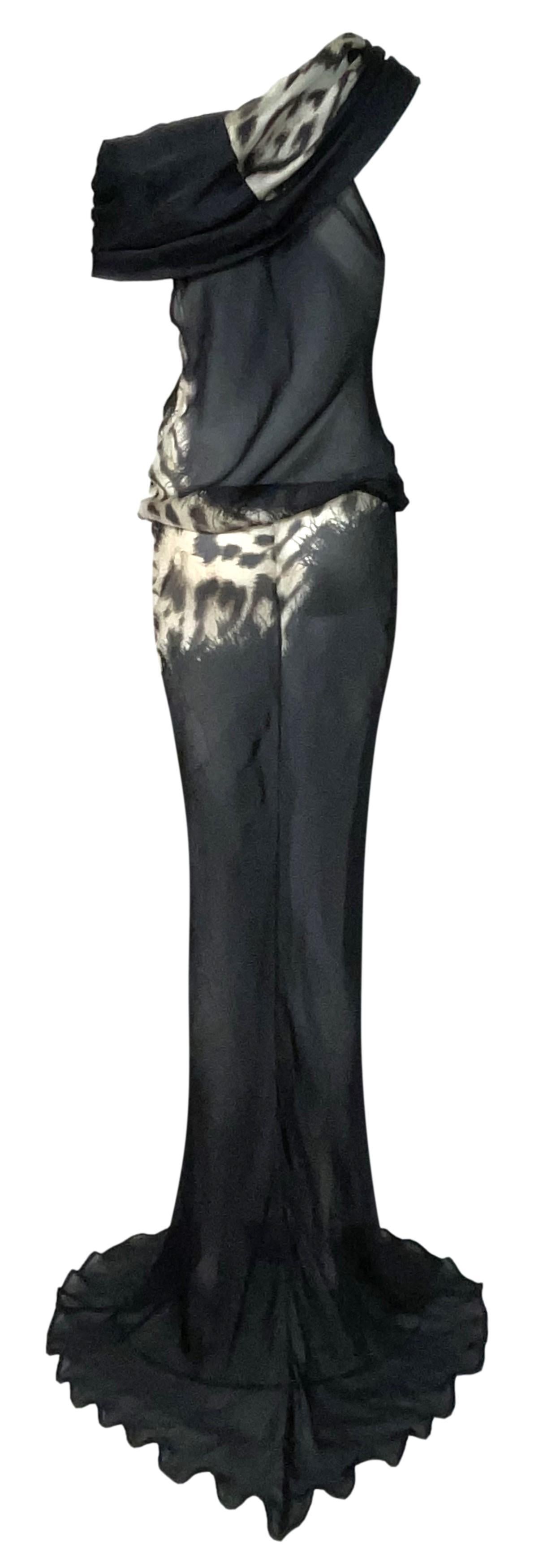 **THANK YOU FOR SHOPPING WITH MES DEUX FILLES**

DESIGNER: F/W 2001 Roberto Cavalli Runway
CONDITION: Excellent
FABRIC: Silk
COUNTRY MADE: Italy
SIZE: M
MEASUREMENTS; provided as a courtesy, not a guarantee of fit:
Chest: 30-44