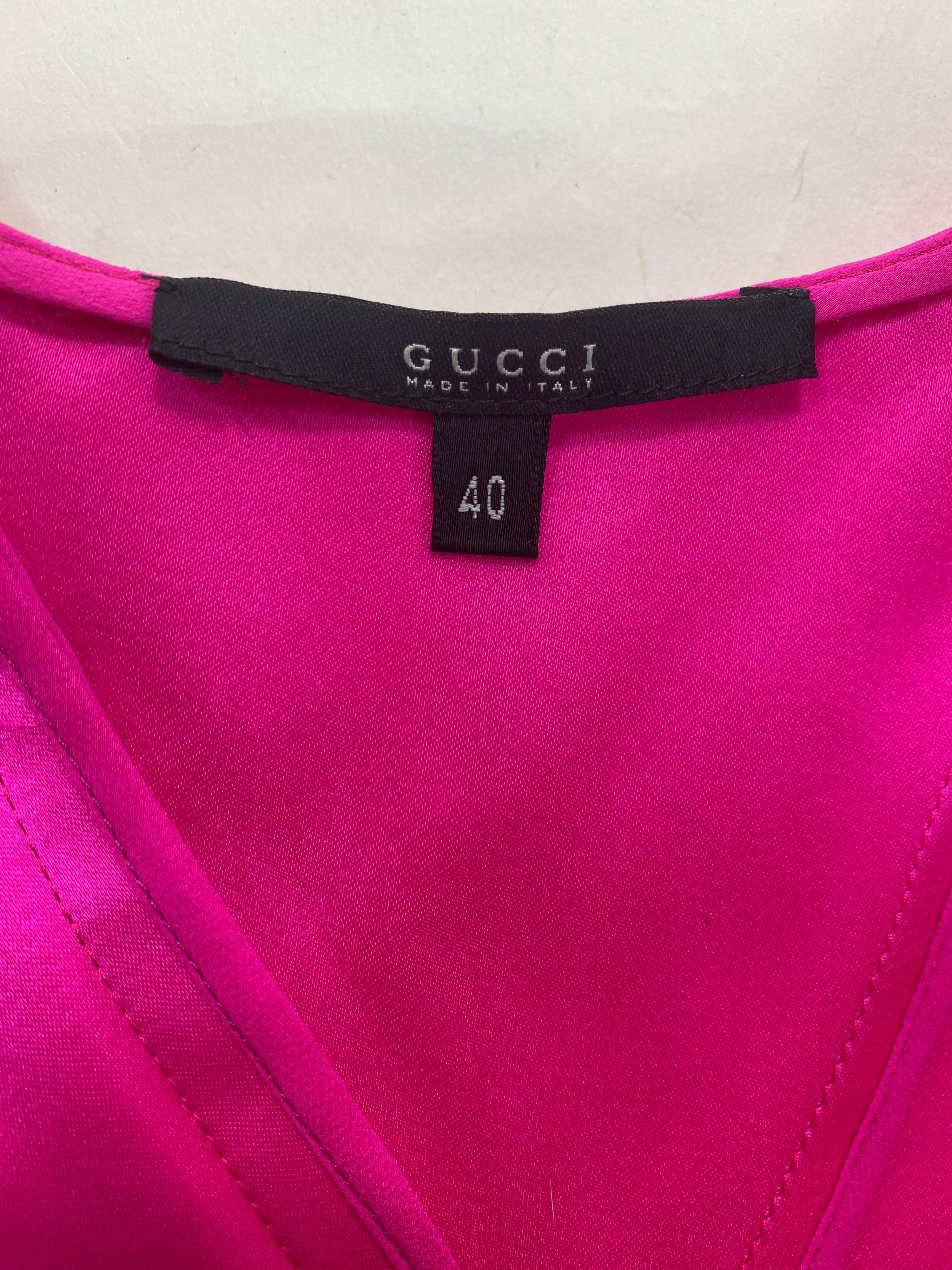 F/W 2001 Vintage Tom Ford for Gucci Hot Pink Dress with Exposed Zipper In Excellent Condition In Montgomery, TX