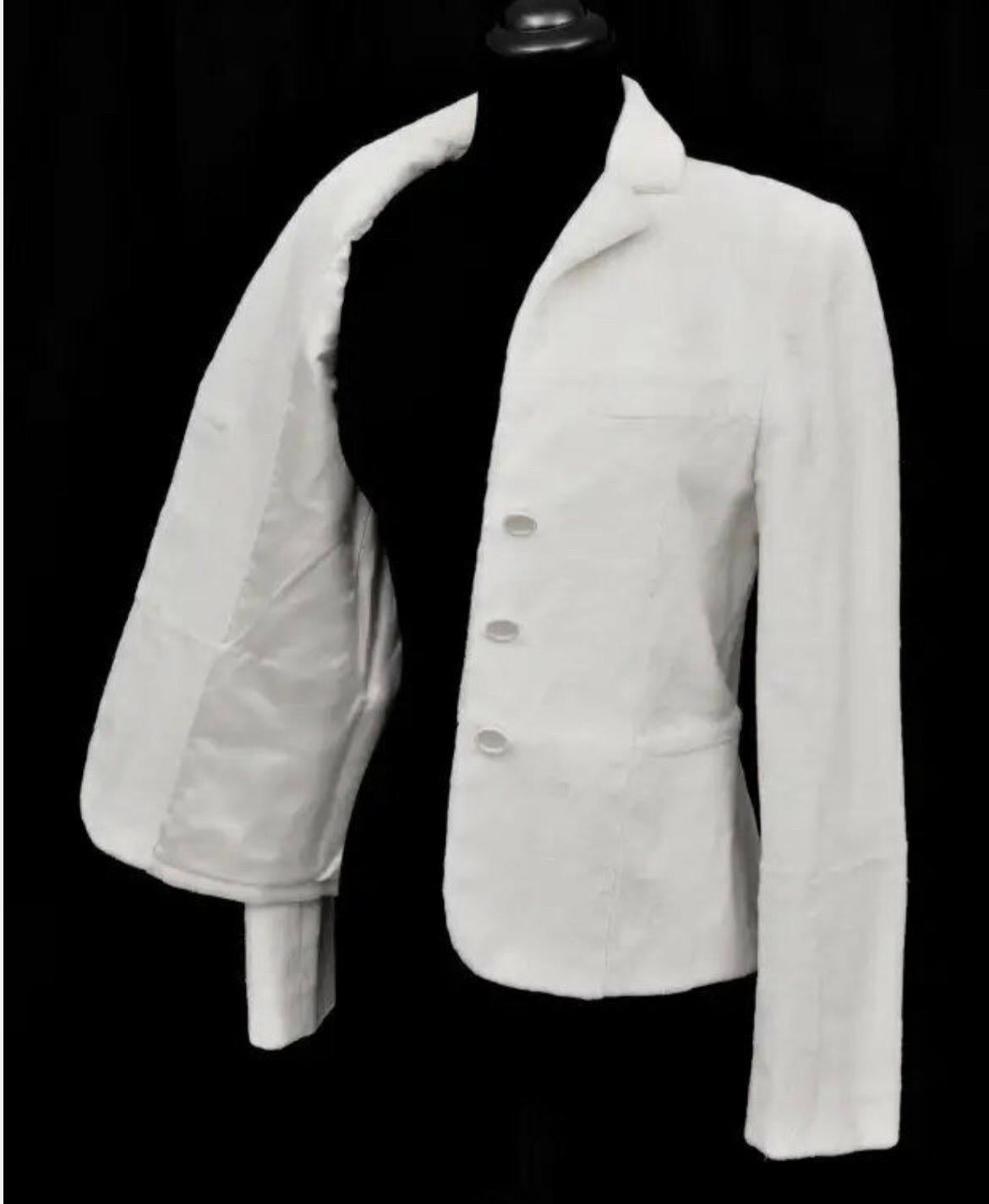 Women's F/W 2001 Vintage Tom Ford for Gucci White Sheared Mink Fur Blazer For Sale
