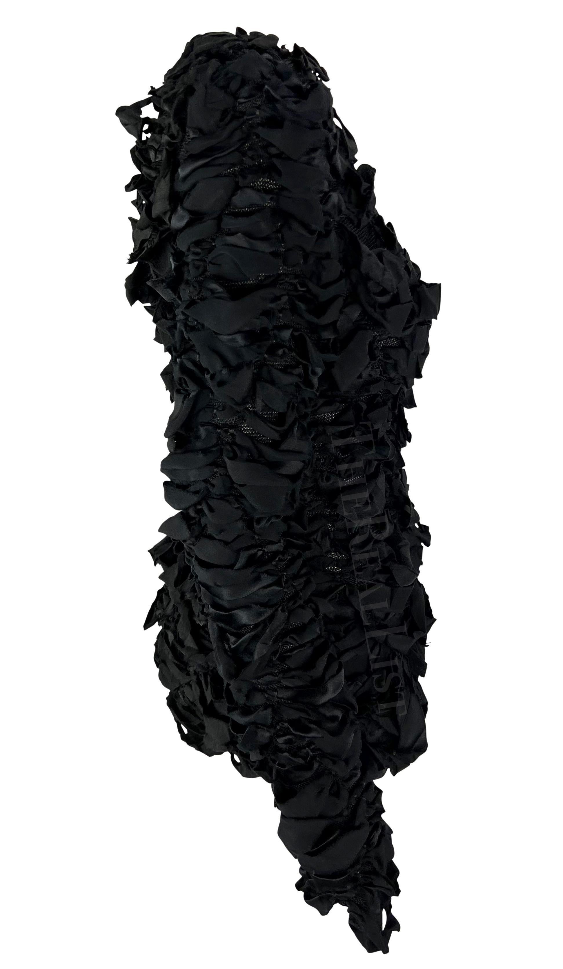 Pull en tricot à rubans noirs Yves Saint Laurent par Tom Ford, A/H 2001 en vente 3
