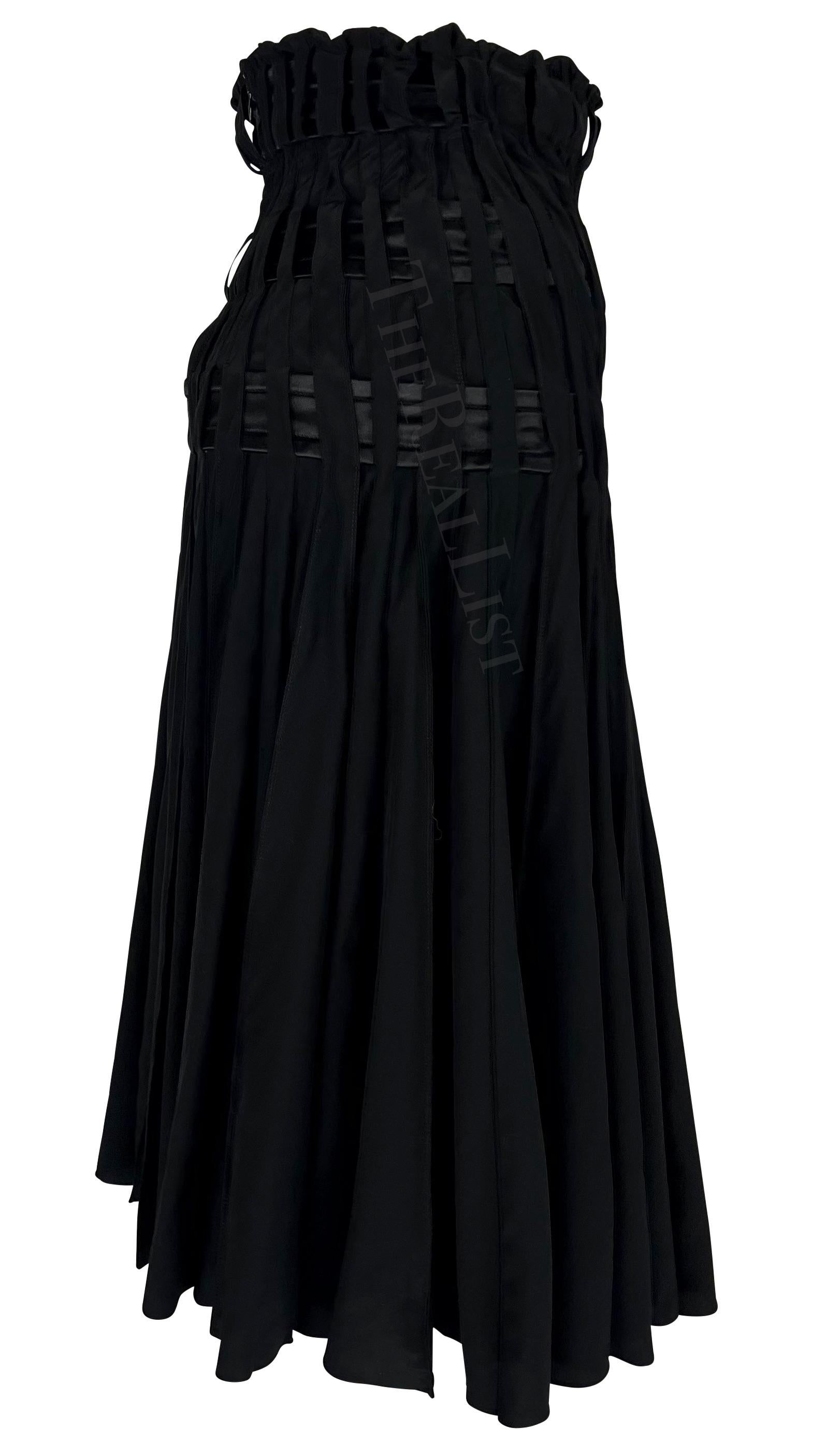 F/W 2001 Yves Saint Laurent by Tom Ford Pleated Black Satin Flare Skirt For Sale 1