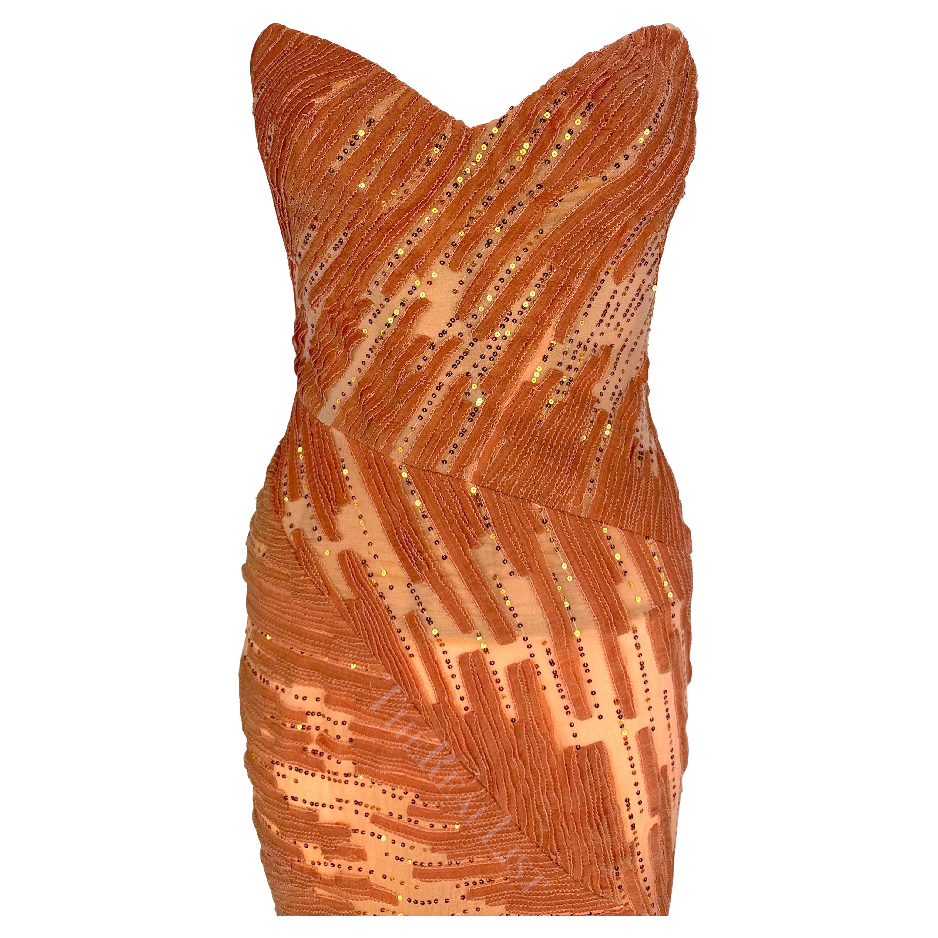 Robe à sequins orange transparente Atelier Versace par Donatella Maya Rudolph, A/H 2002 Bon état - En vente à West Hollywood, CA