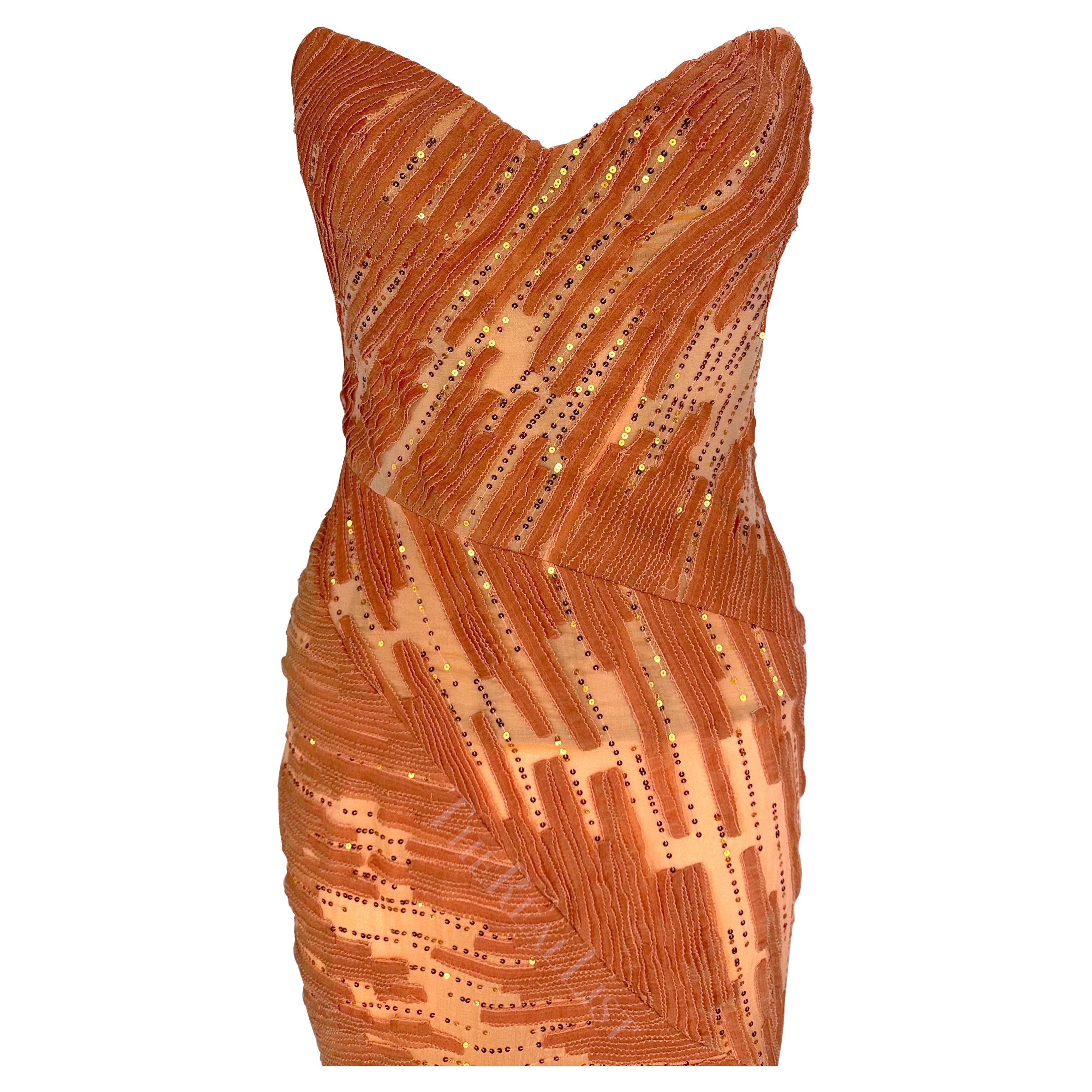 F/W 2002 Atelier Versace by Donatella Maya Rudolph Sheer Orange Sequin Gown In Good Condition For Sale In West Hollywood, CA